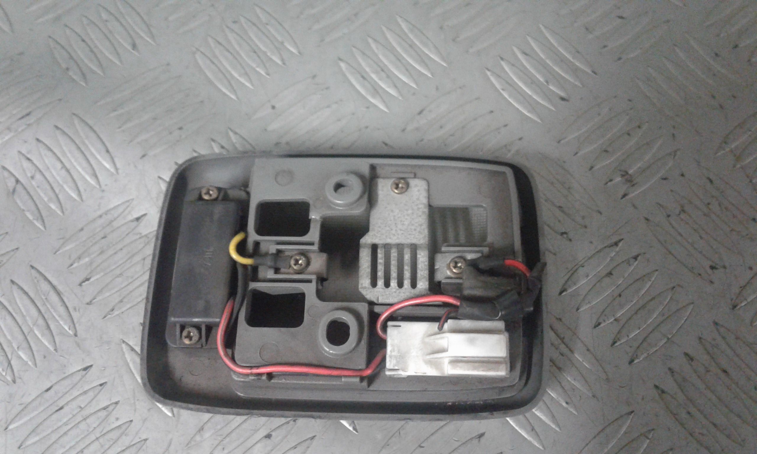 Luce Cortesia Ant. Tetto Usato