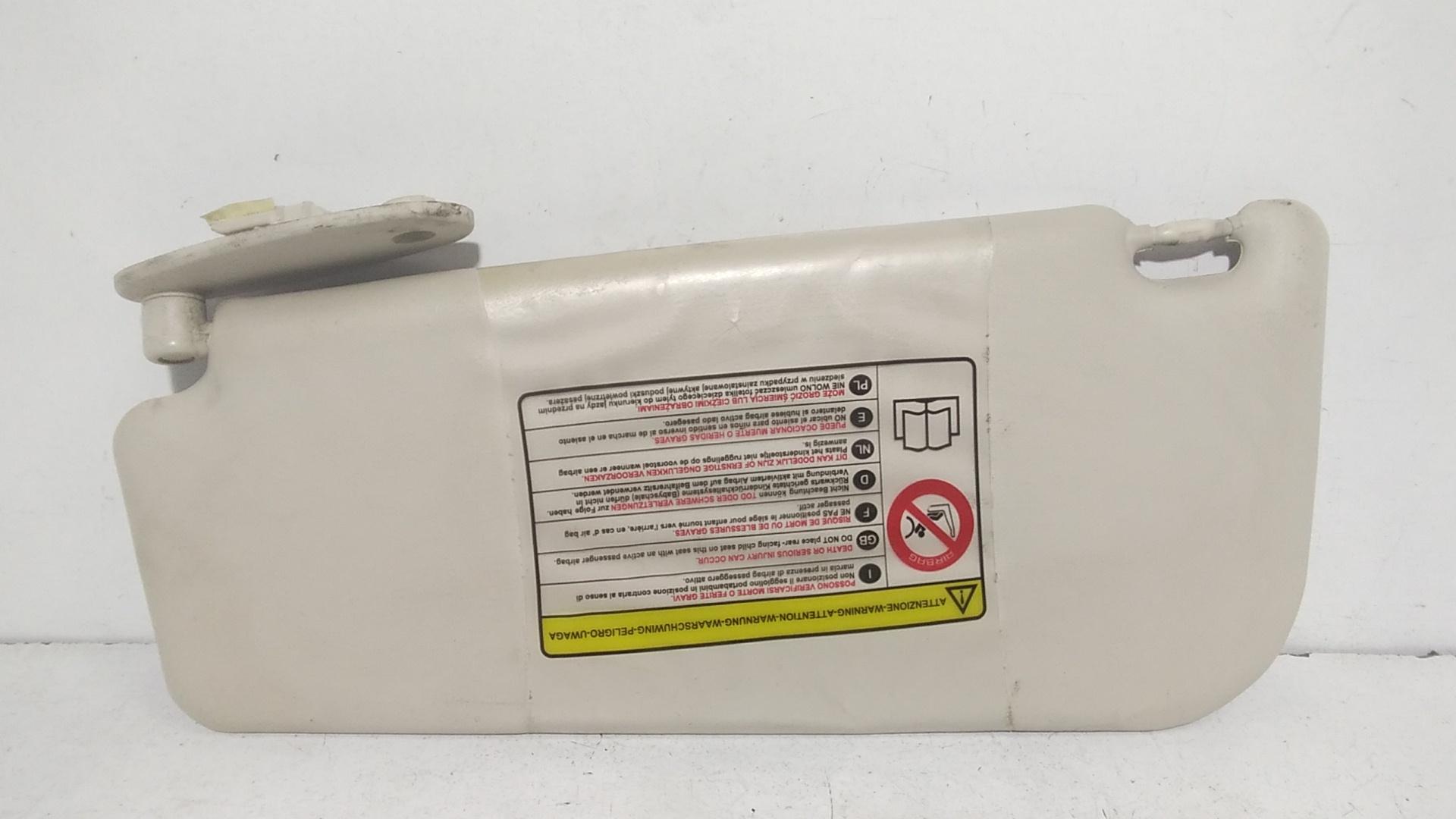 Aletta Parasole Parabrezza Destro 735411165 Usato