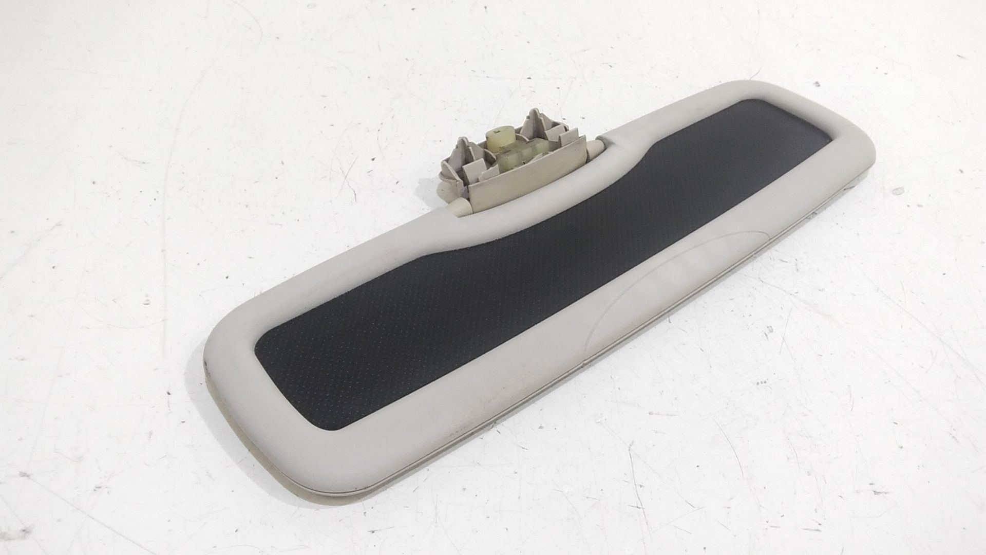 Aletta Parasole Parabrezza Sinistro Q0000705V008C24A00 Usato