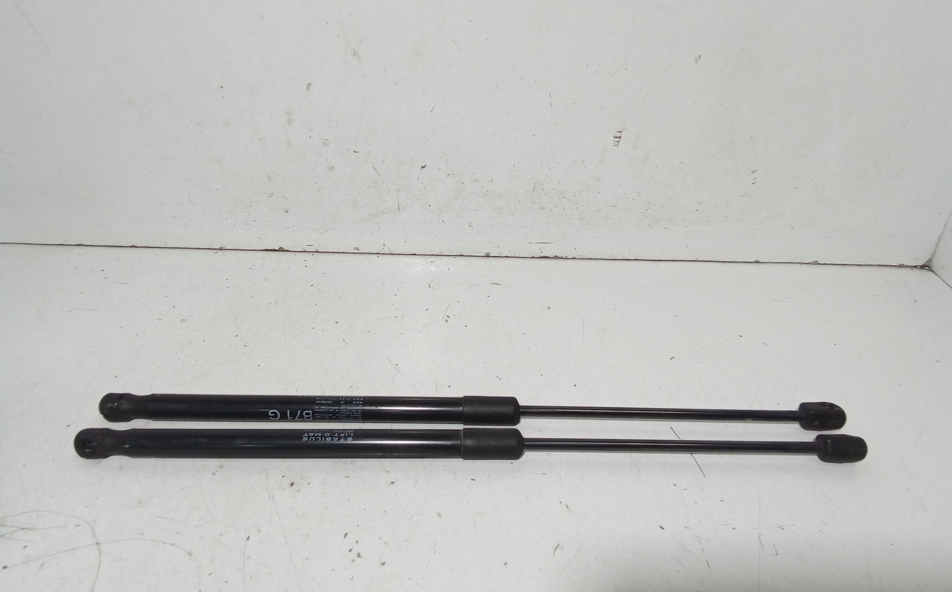 Cerniera Cofano Post. Destro Usato