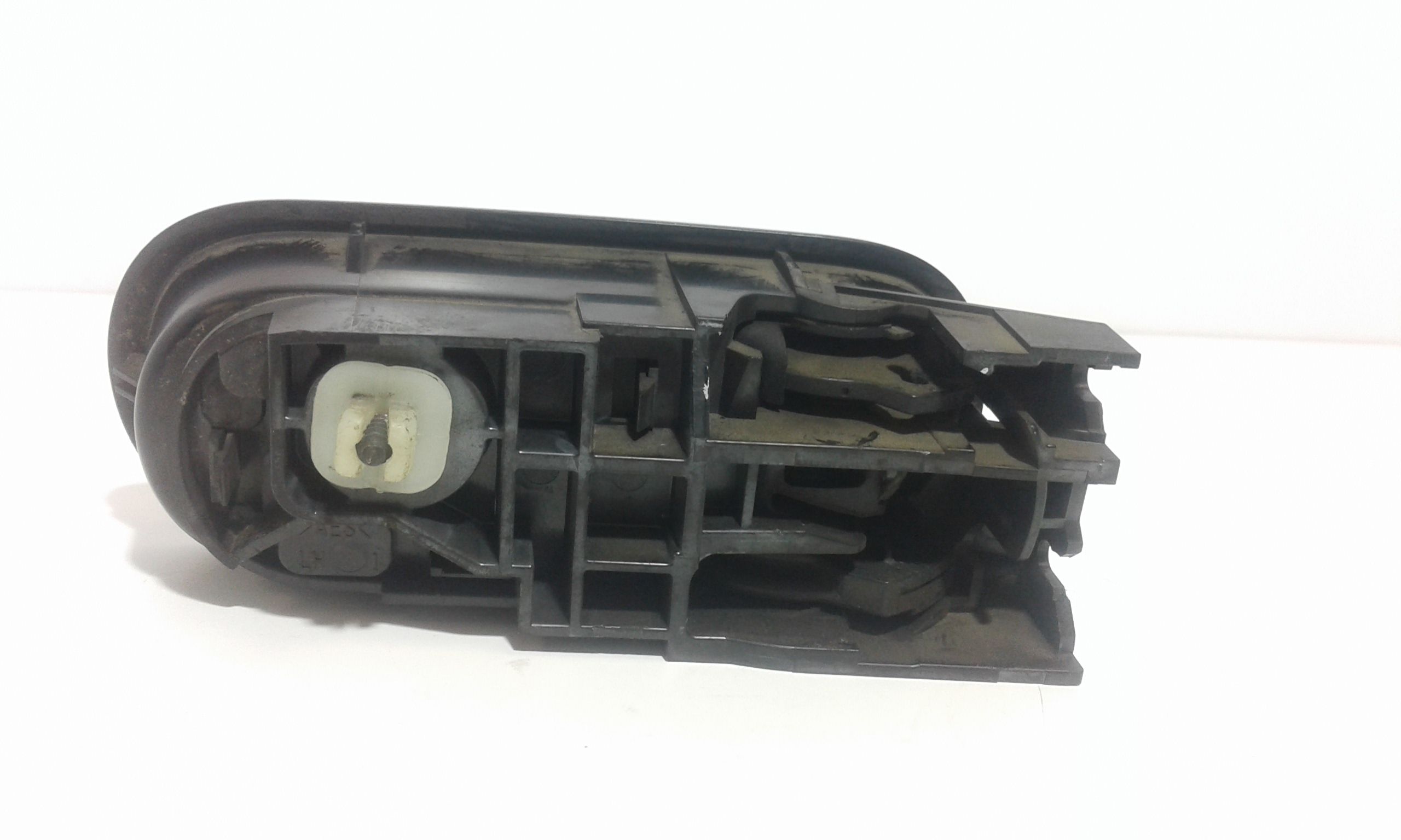 Maniglia Int. Apertura Porta Post. Sinistro D65159330A02 Usato