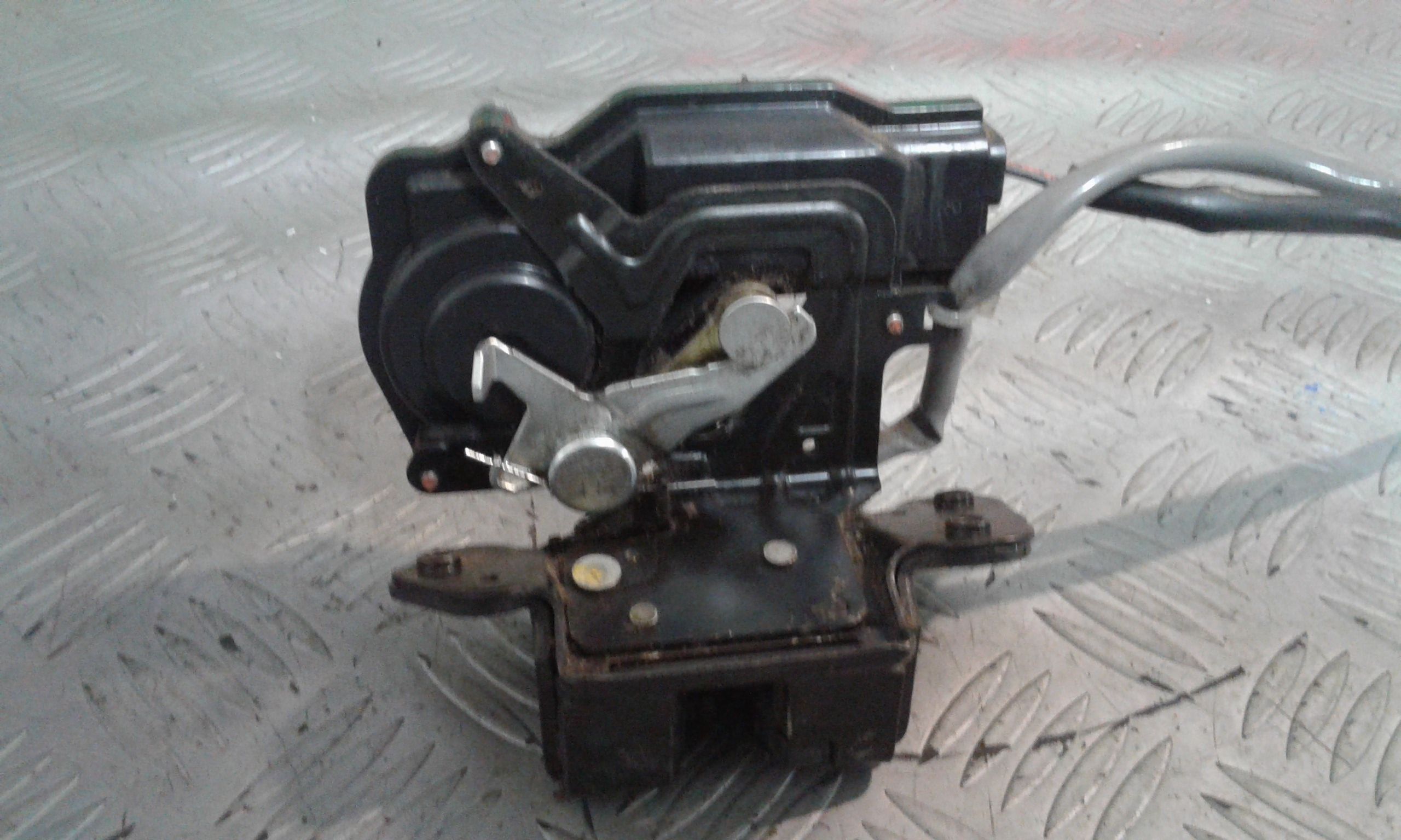 Serratura Cofano Post. Usato