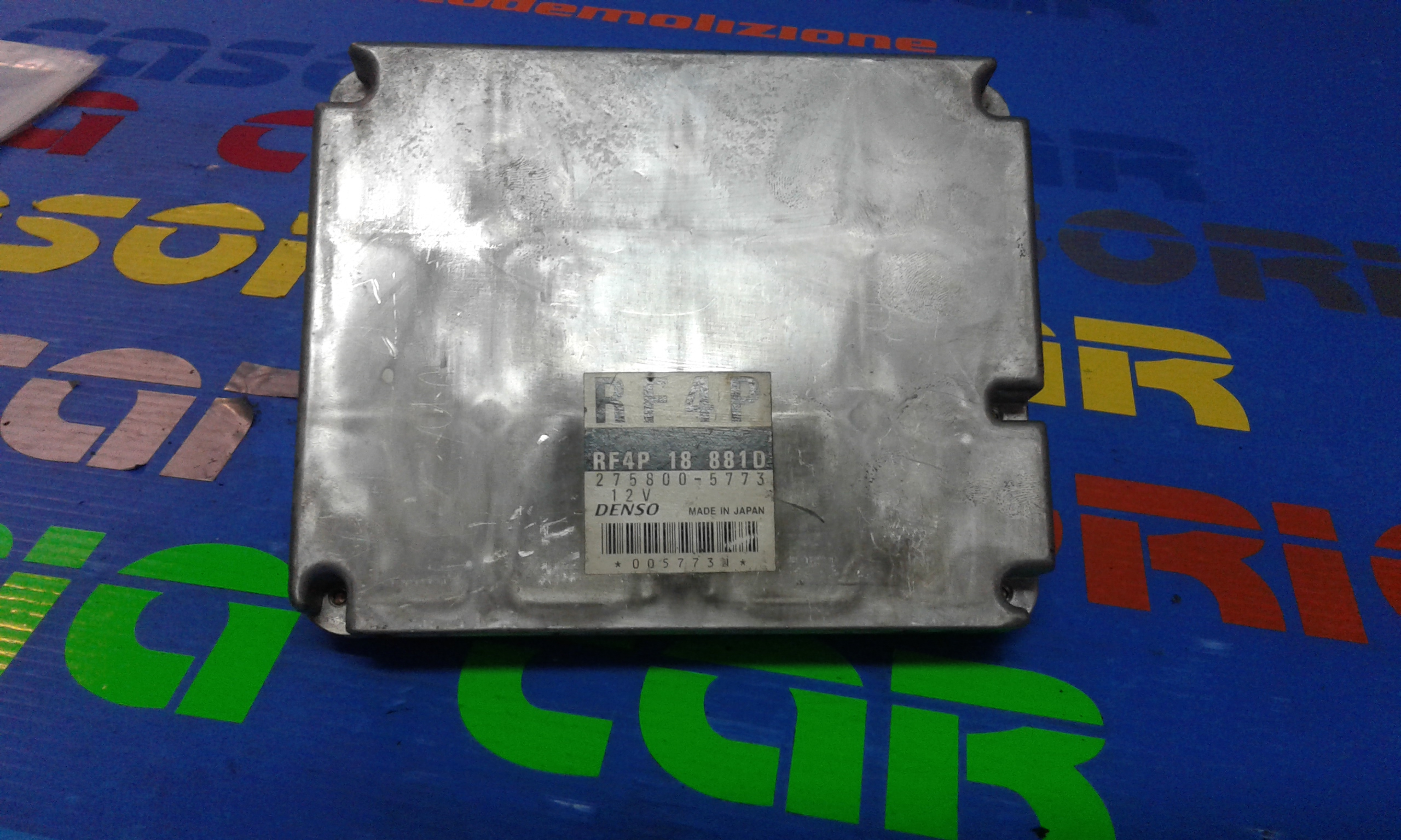 Centralina Iniezione FS8V18881B Usato