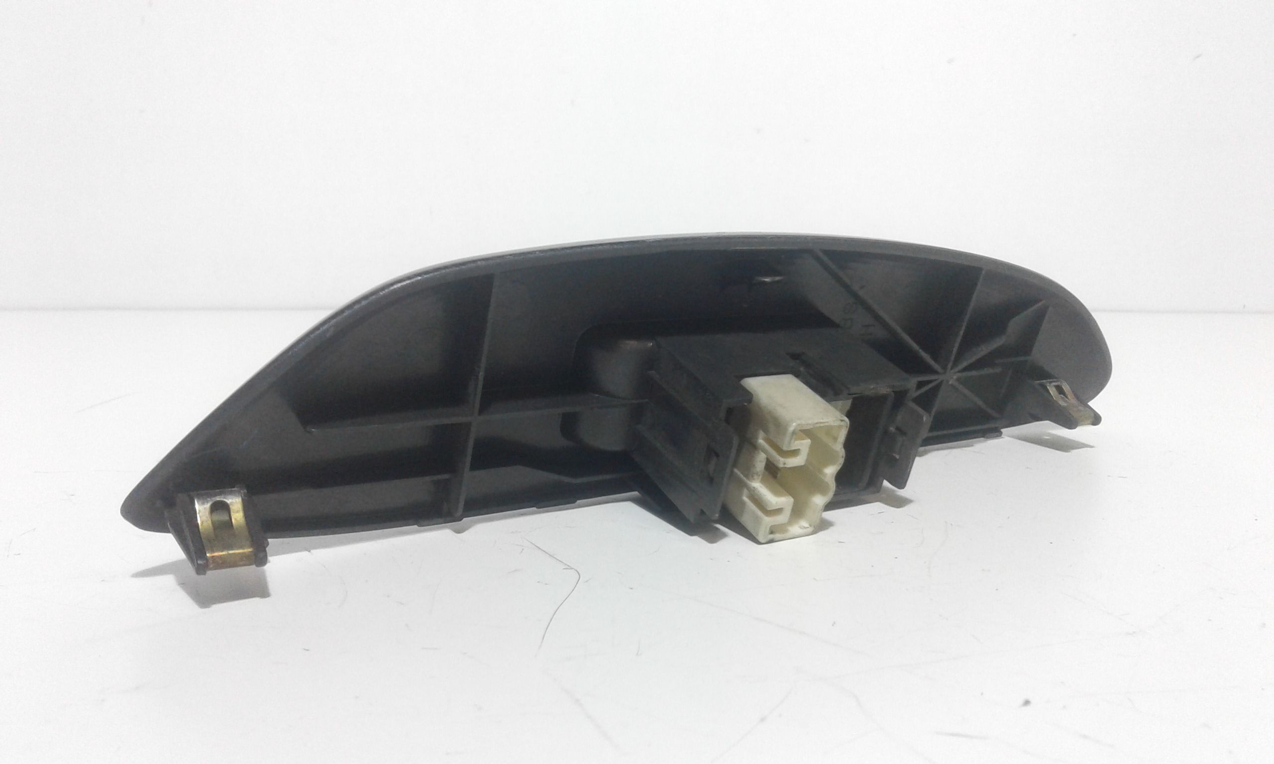 Interruttore Alzacristalli Porta Ant. Destro 848100D010 Usato