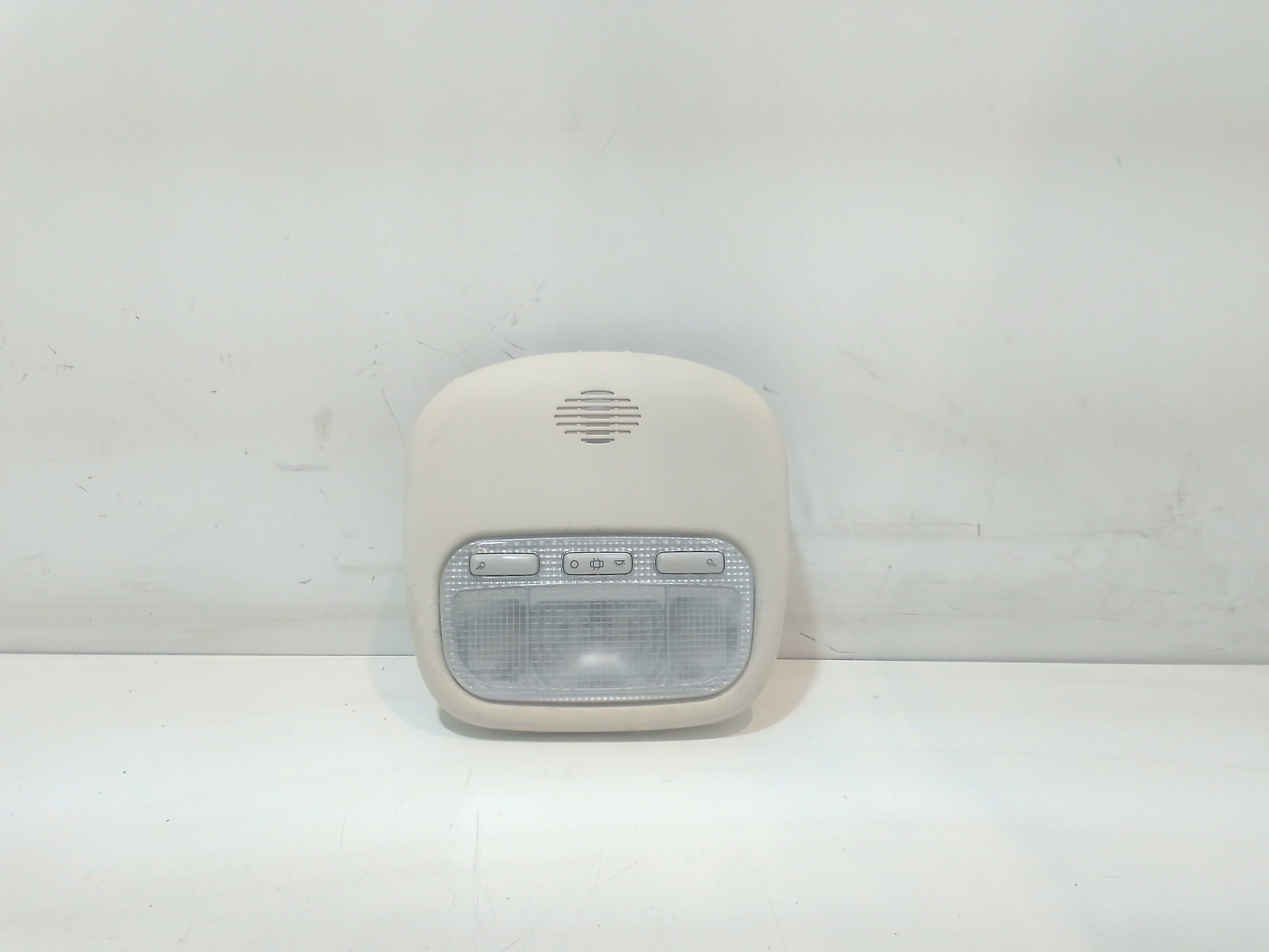 Luce Cortesia Ant. Tetto 6362N2 Usato