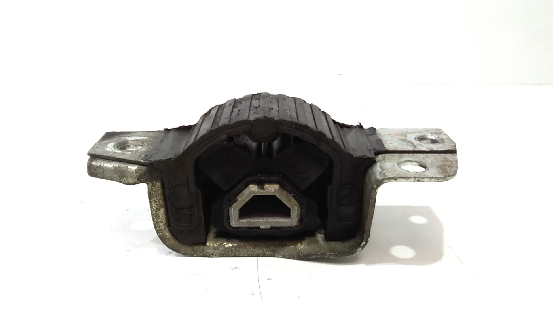 Piastra Alloggiamento Supporto Motore (Con Eventuale Bielletta O Tirante Associato) Usato