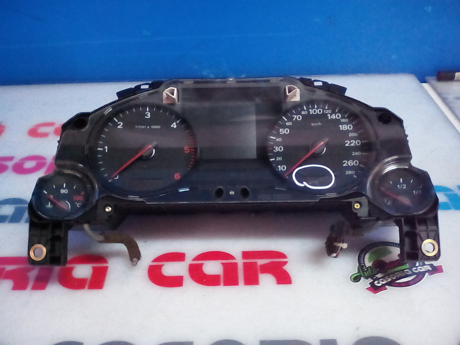 Quadro Portastrumenti Usato