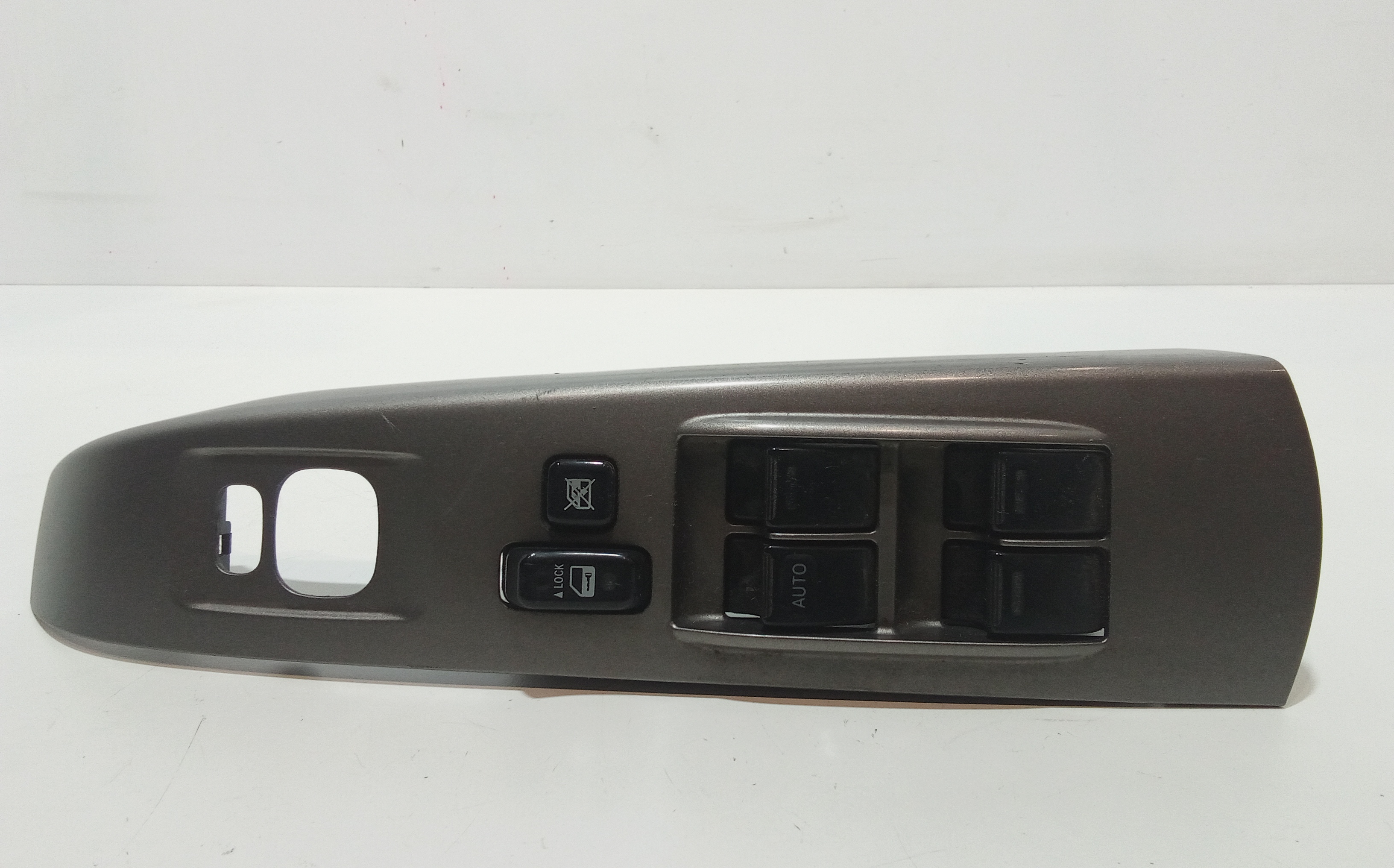 Interruttore Alzacristalli Porta Ant. Sinistro Usato