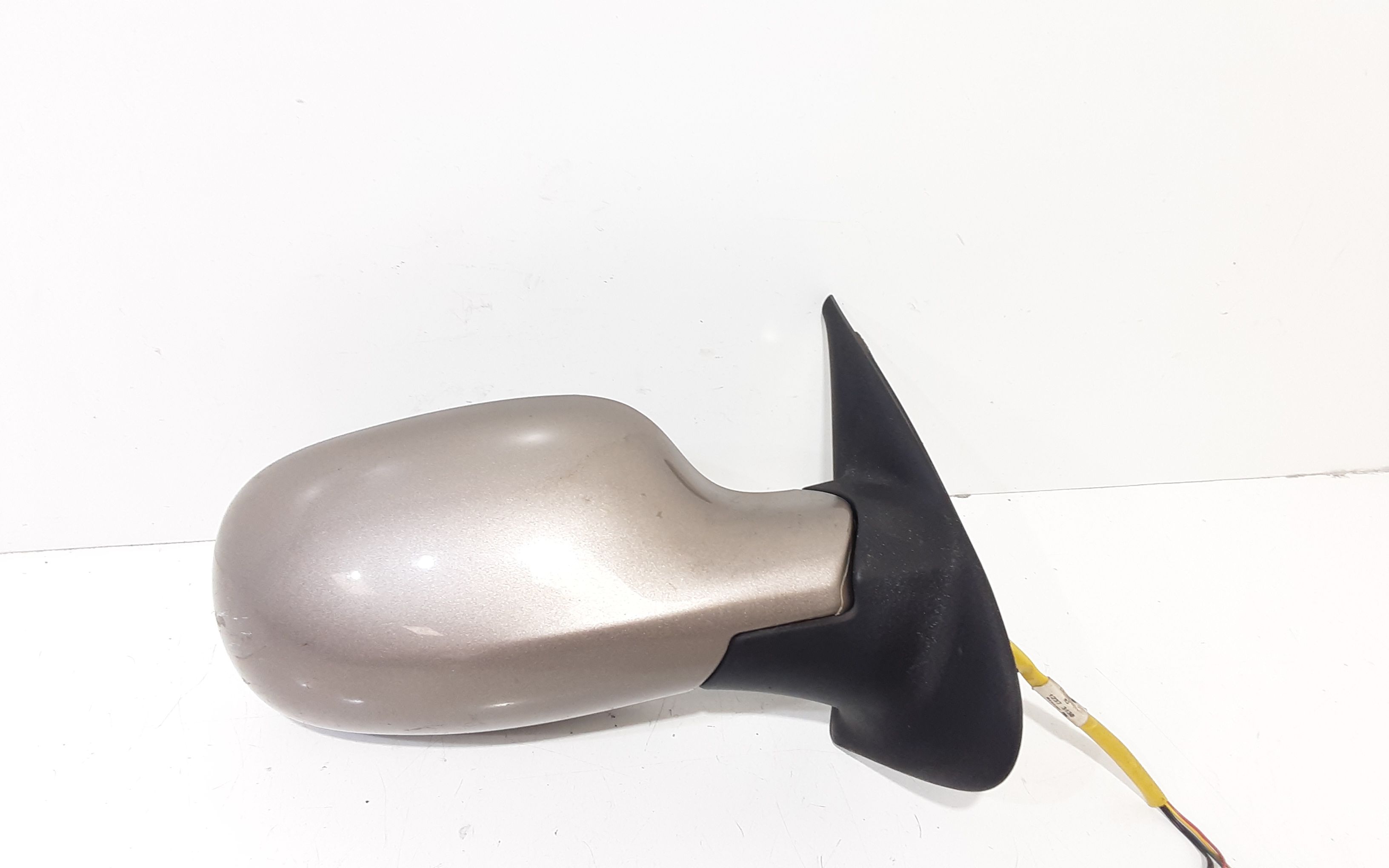 Retrovisore Est. Destro Usato