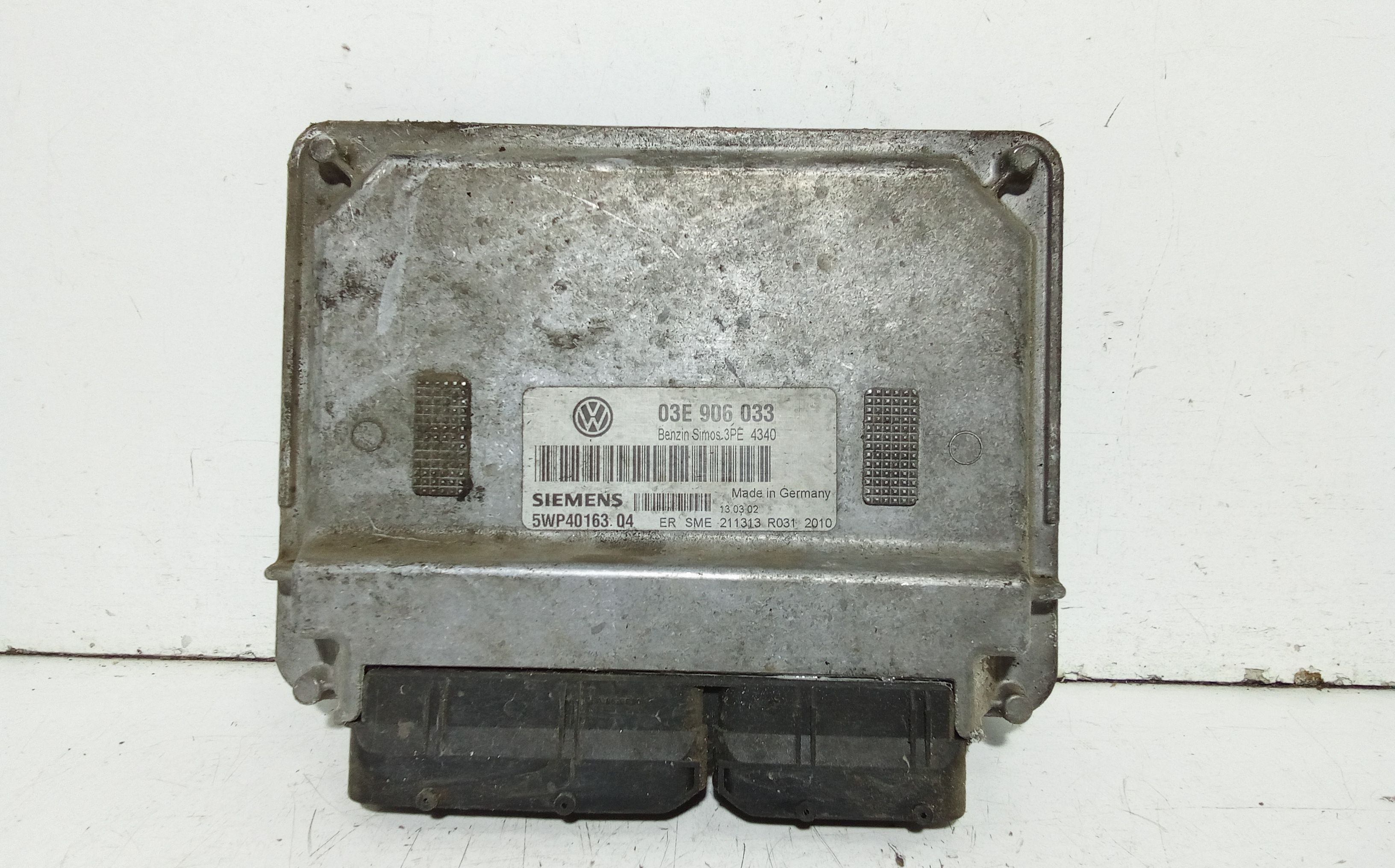 Centralina Iniezione 03E906023C Usato