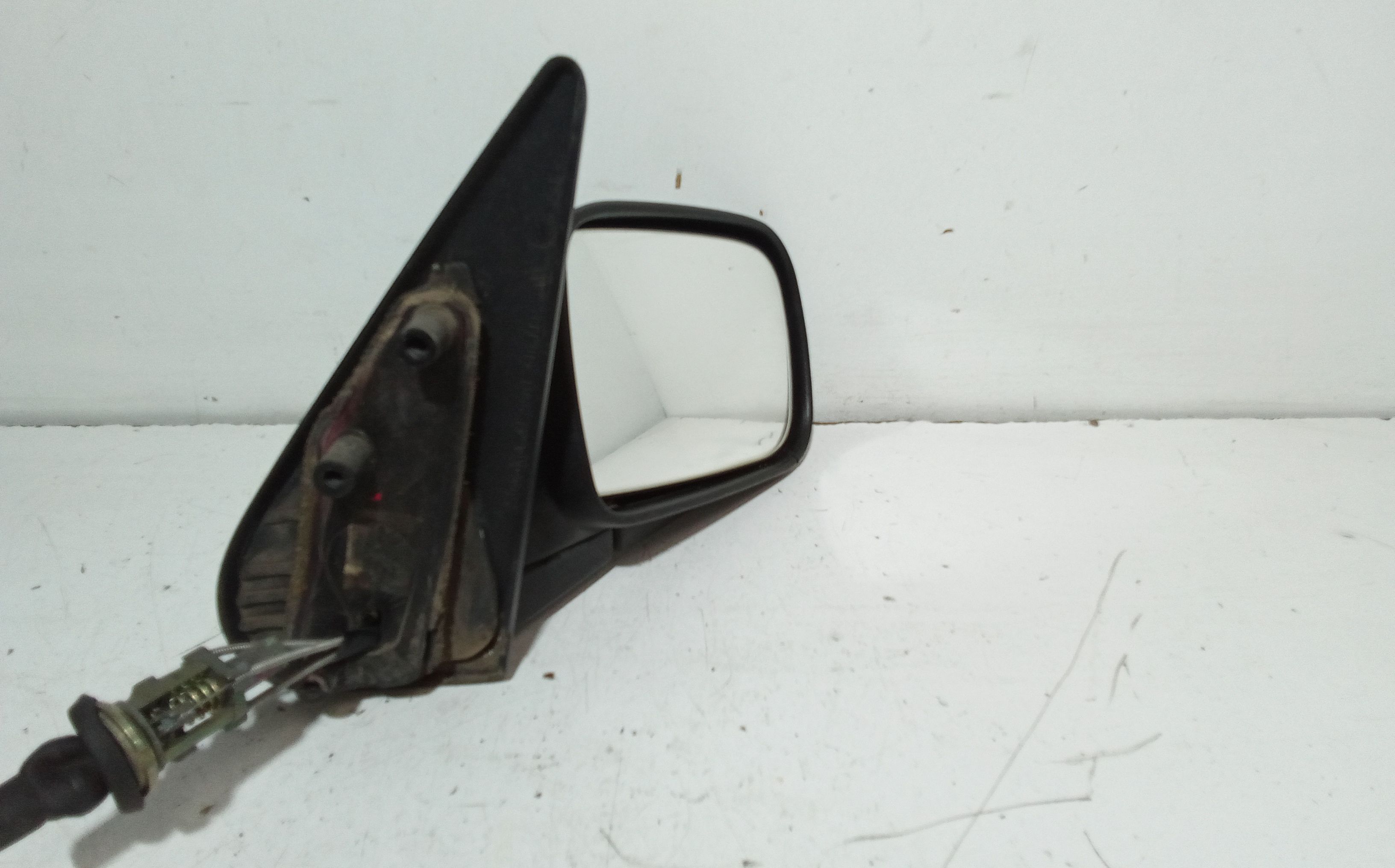 Retrovisore Est. Destro Usato