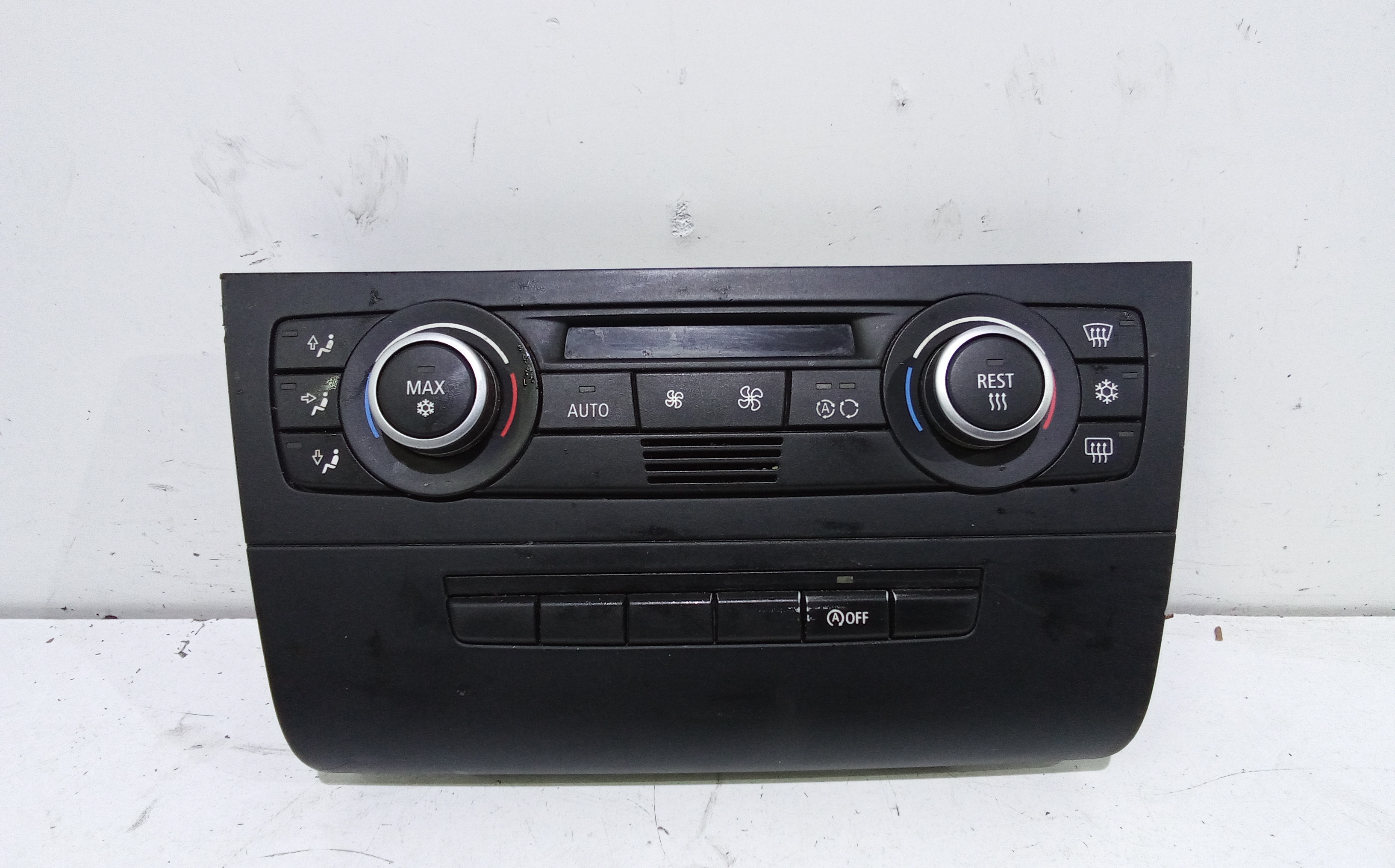 Blocco Comando Climatizzazione 64119190922 Usato