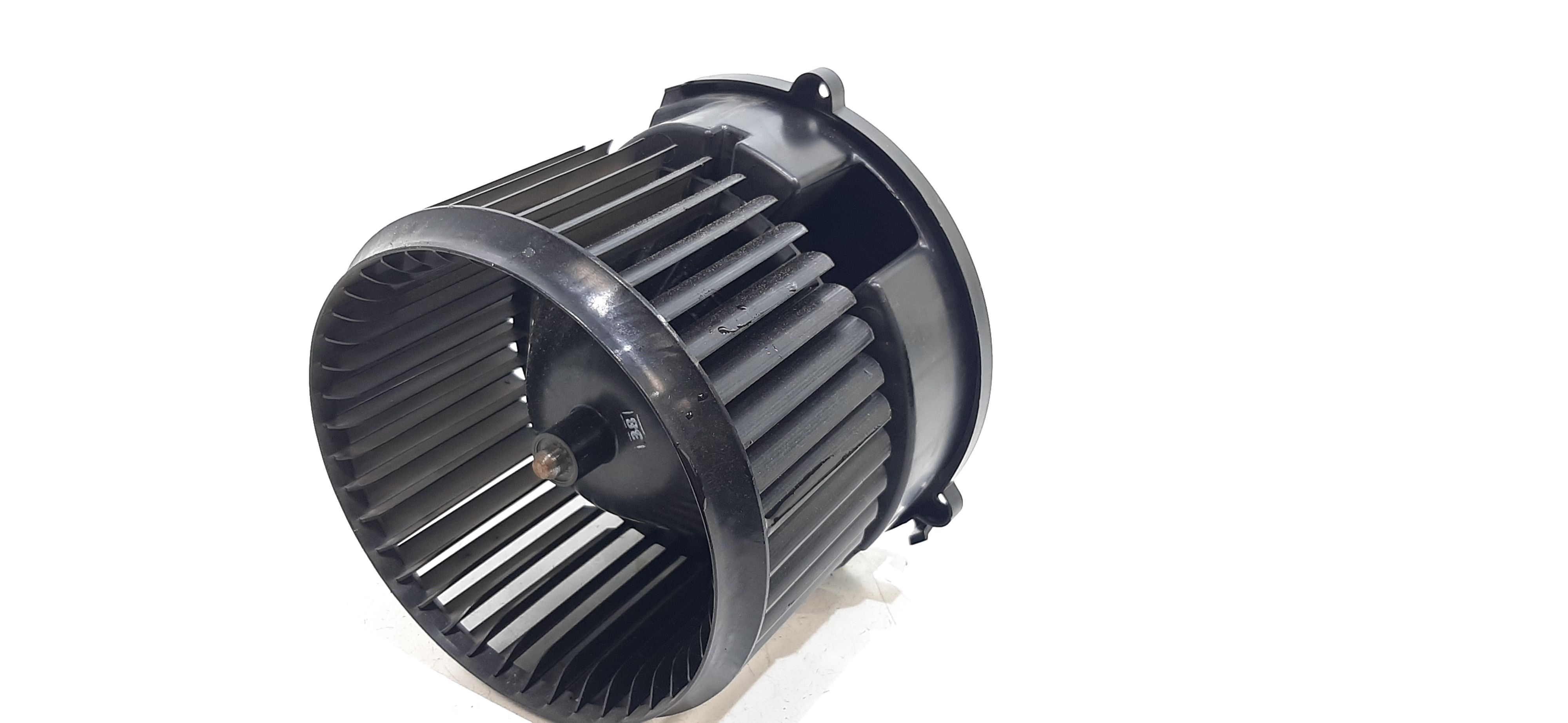 Motorino Ventilazione Abitacolo 64119297752 Usato