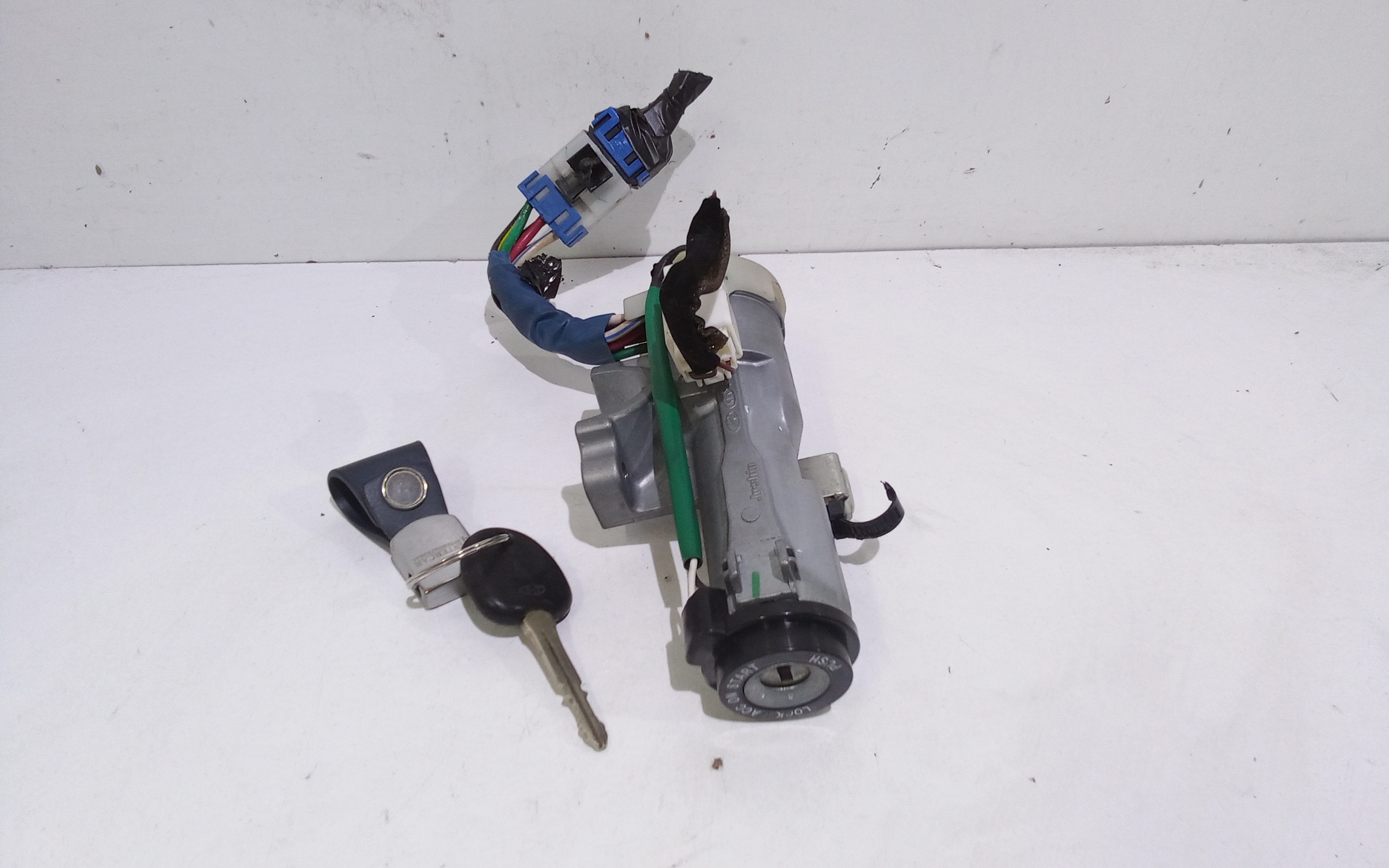 Commutatore Avviamento Con Cilindretti Serrature Usato