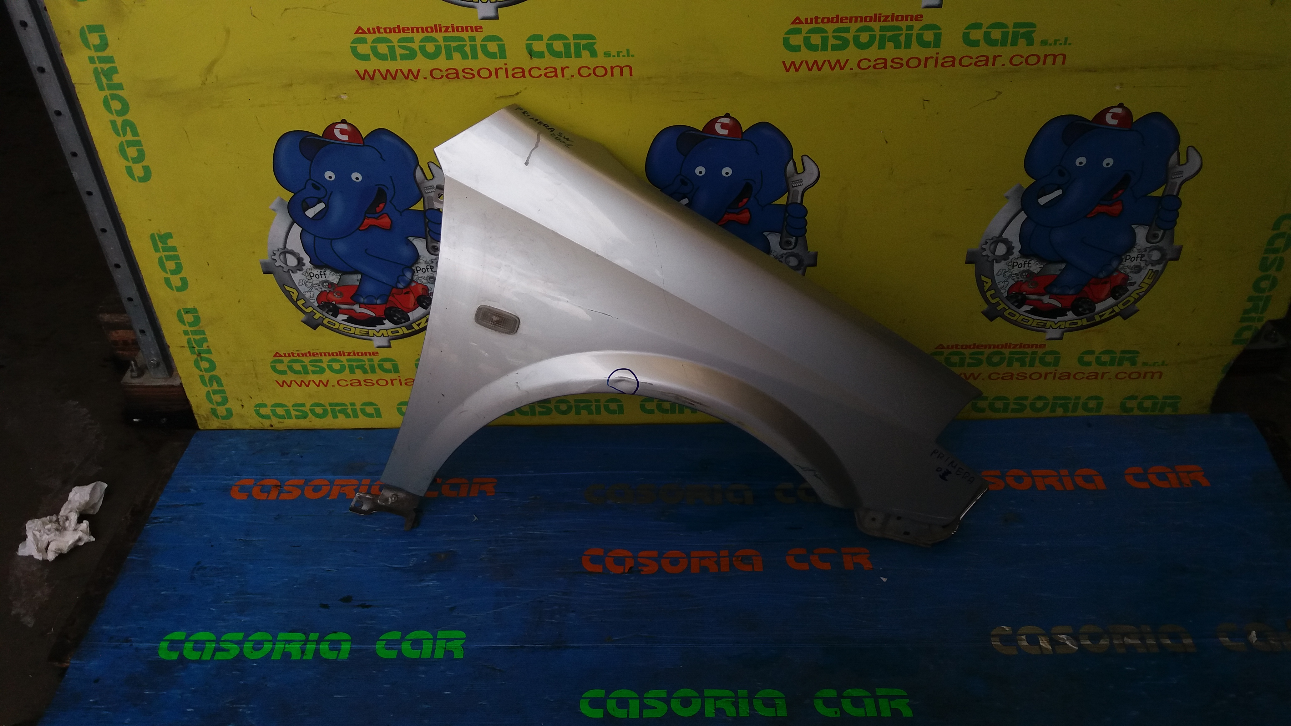 Parafango Ant. Destro 631009F531 Usato