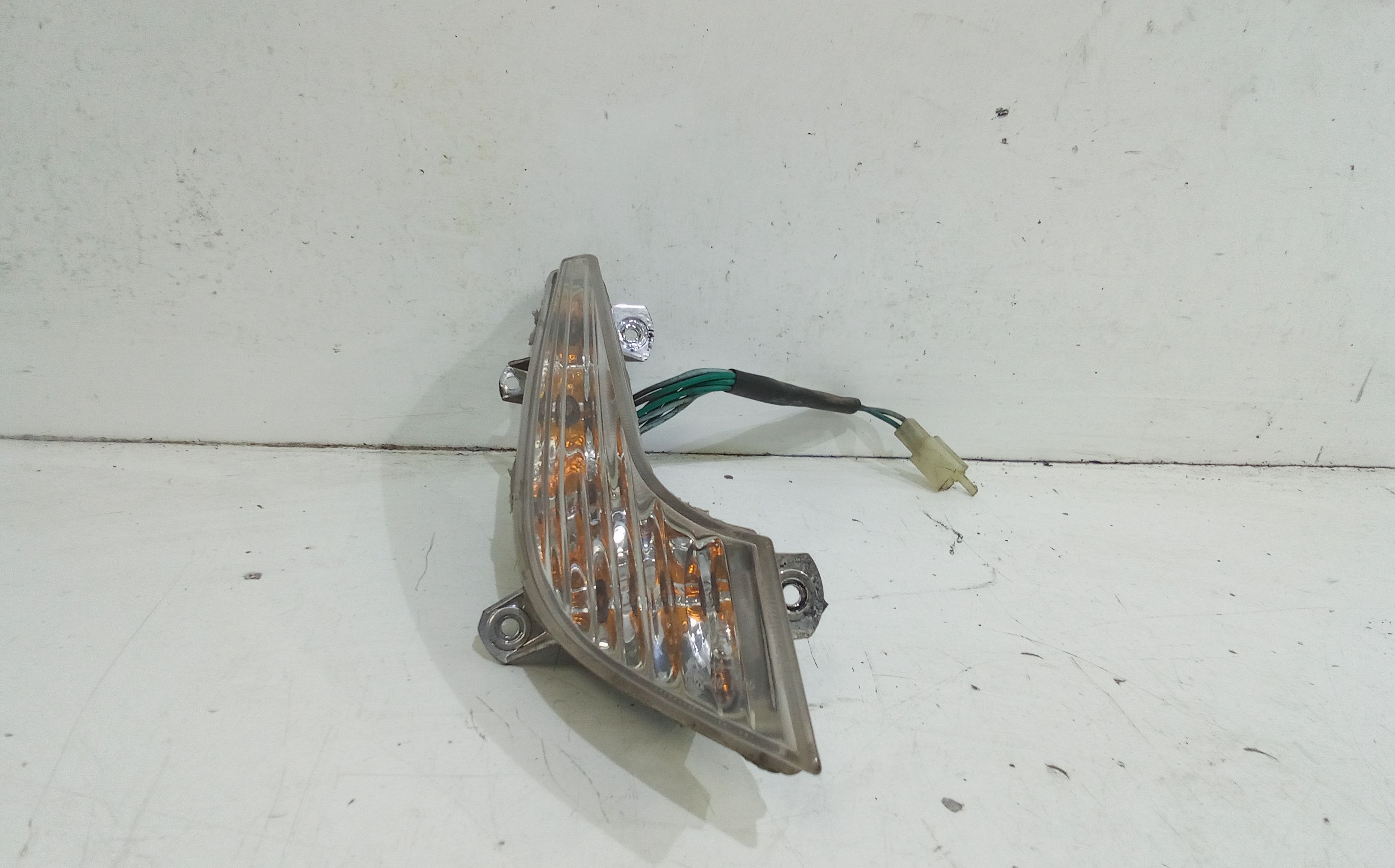 Lampada Direzione Ant. Destro Usato