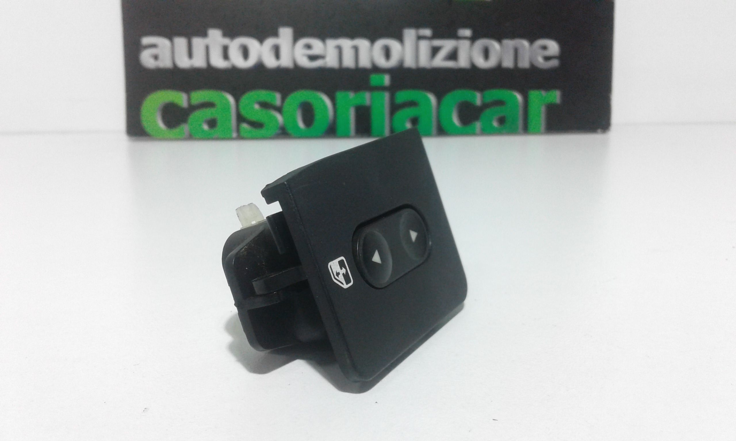 Interruttore Alzacristalli Porta Ant. Destro Usato