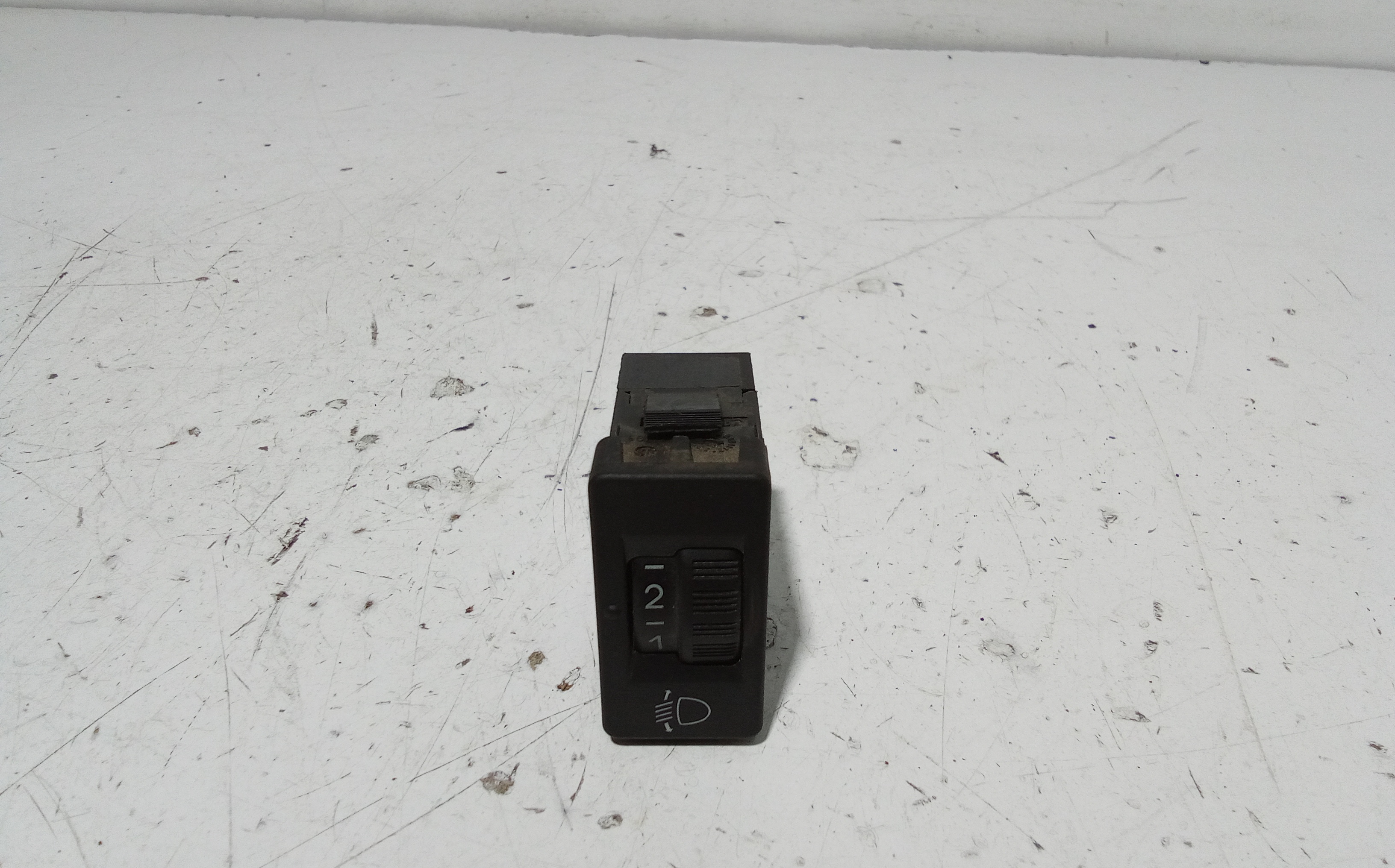 Comando Regolazione Altezza Proiettori 98016627ZD Usato