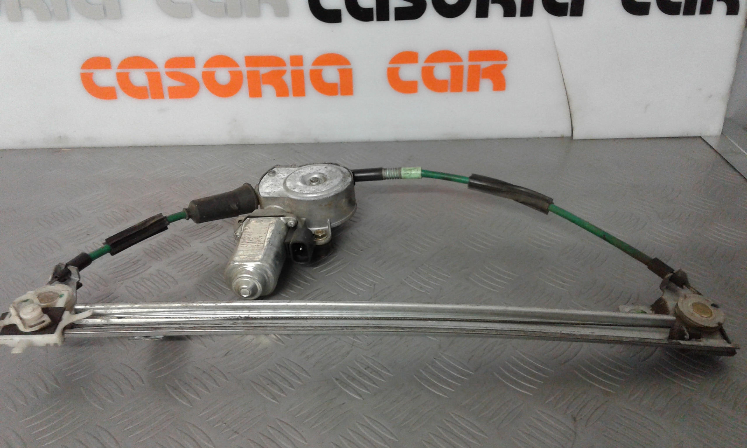 Alzacristallo Porta Ant. Destro Usato