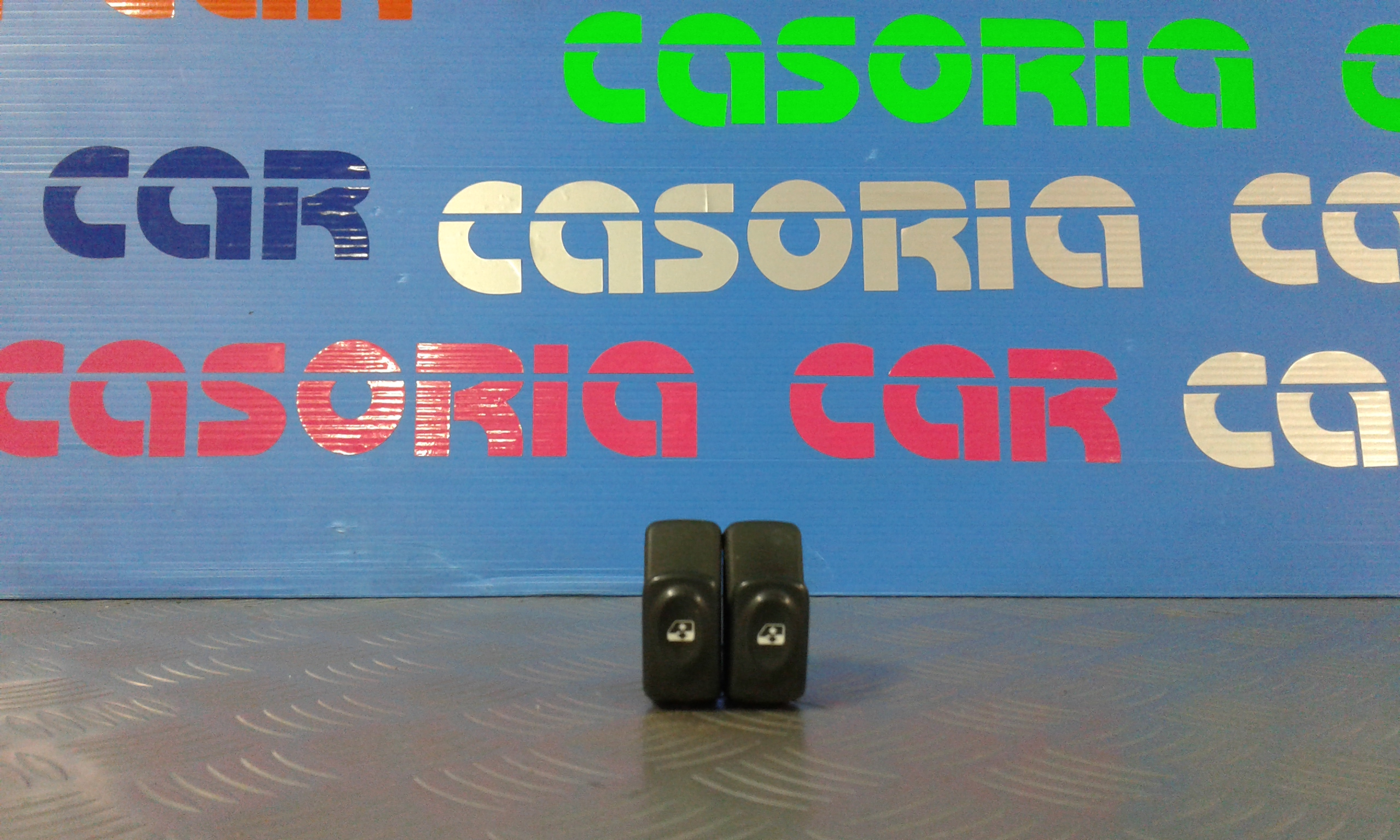 Interruttore Alzacristalli Porta Ant. Sinistro Usato