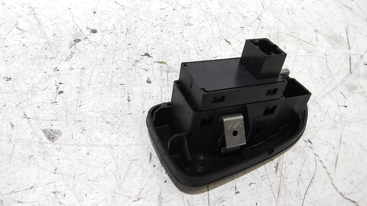 Interruttore Alzacristalli Porta Post. Sinistro 735441028 Usato