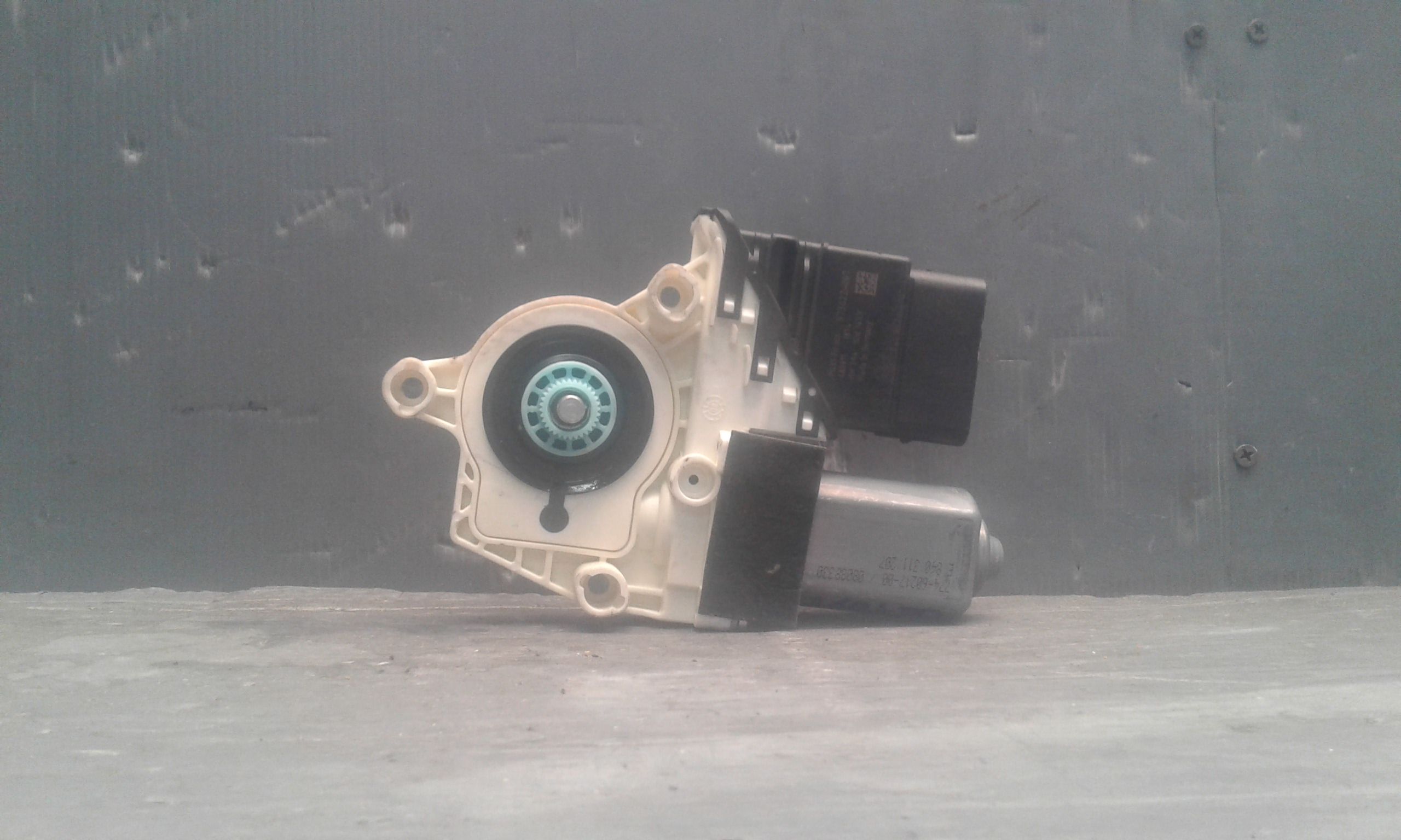 Motorino Alzacristallo Porta Post. Destro 1K0959704EL03 Usato