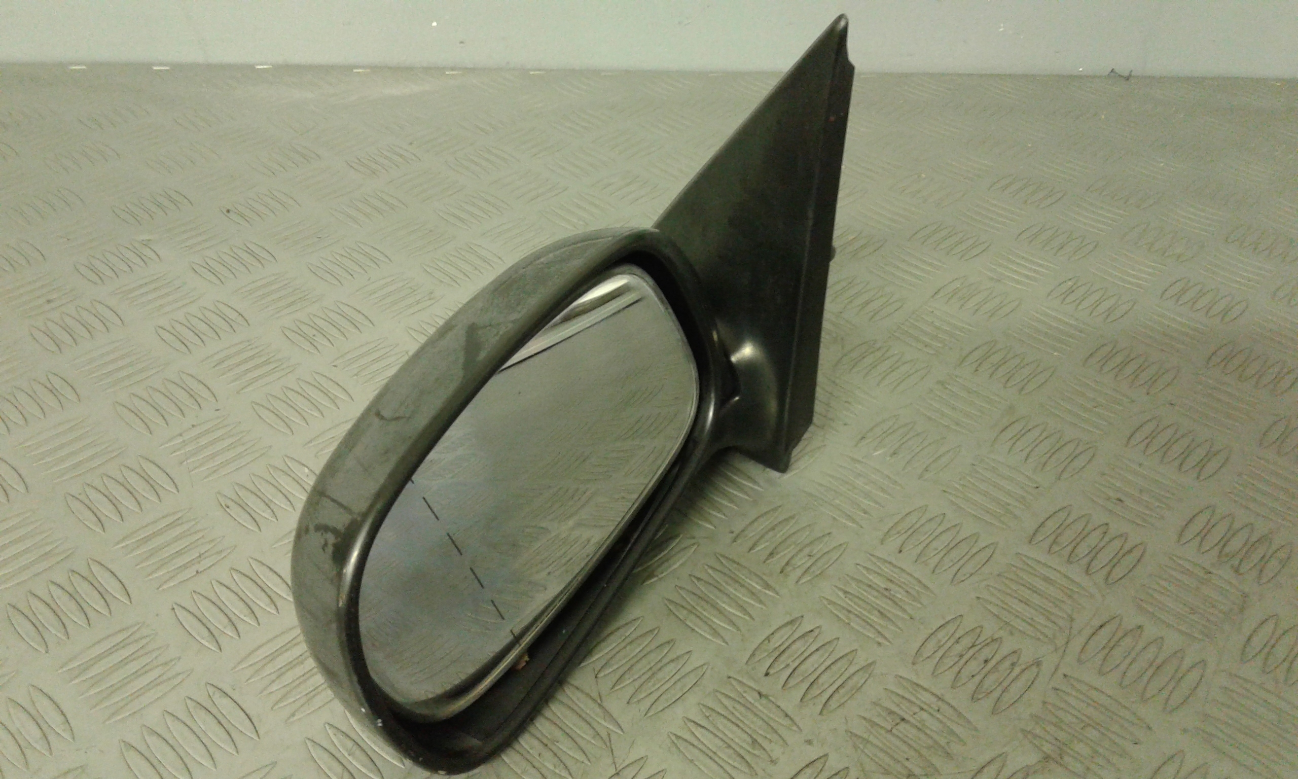 Retrovisore Est. Sinistro 963021F500 Usato