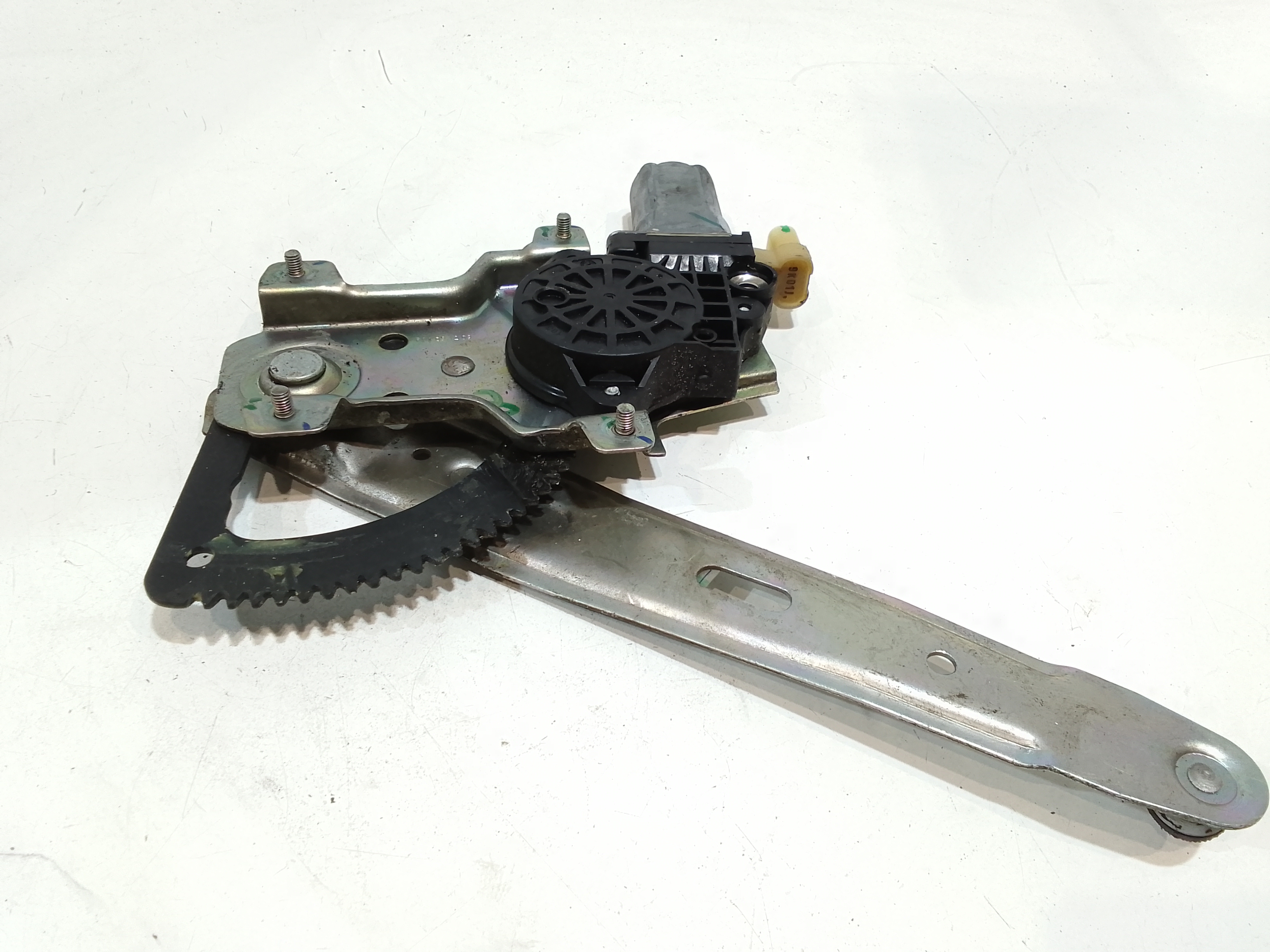 Alzacristallo Porta Post. Sinistro 834010X000 Usato