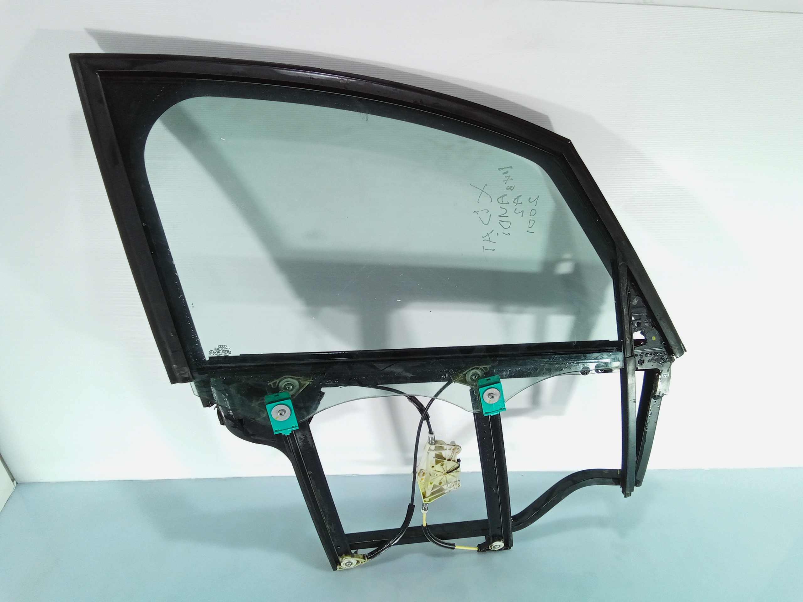 Porta Ant. Destro 8Z0831052A Usato