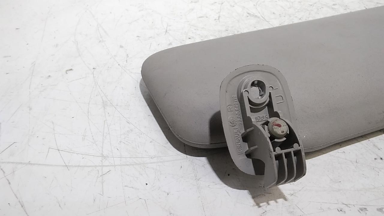 Aletta Parasole Parabrezza Destro 8200809473 Usato