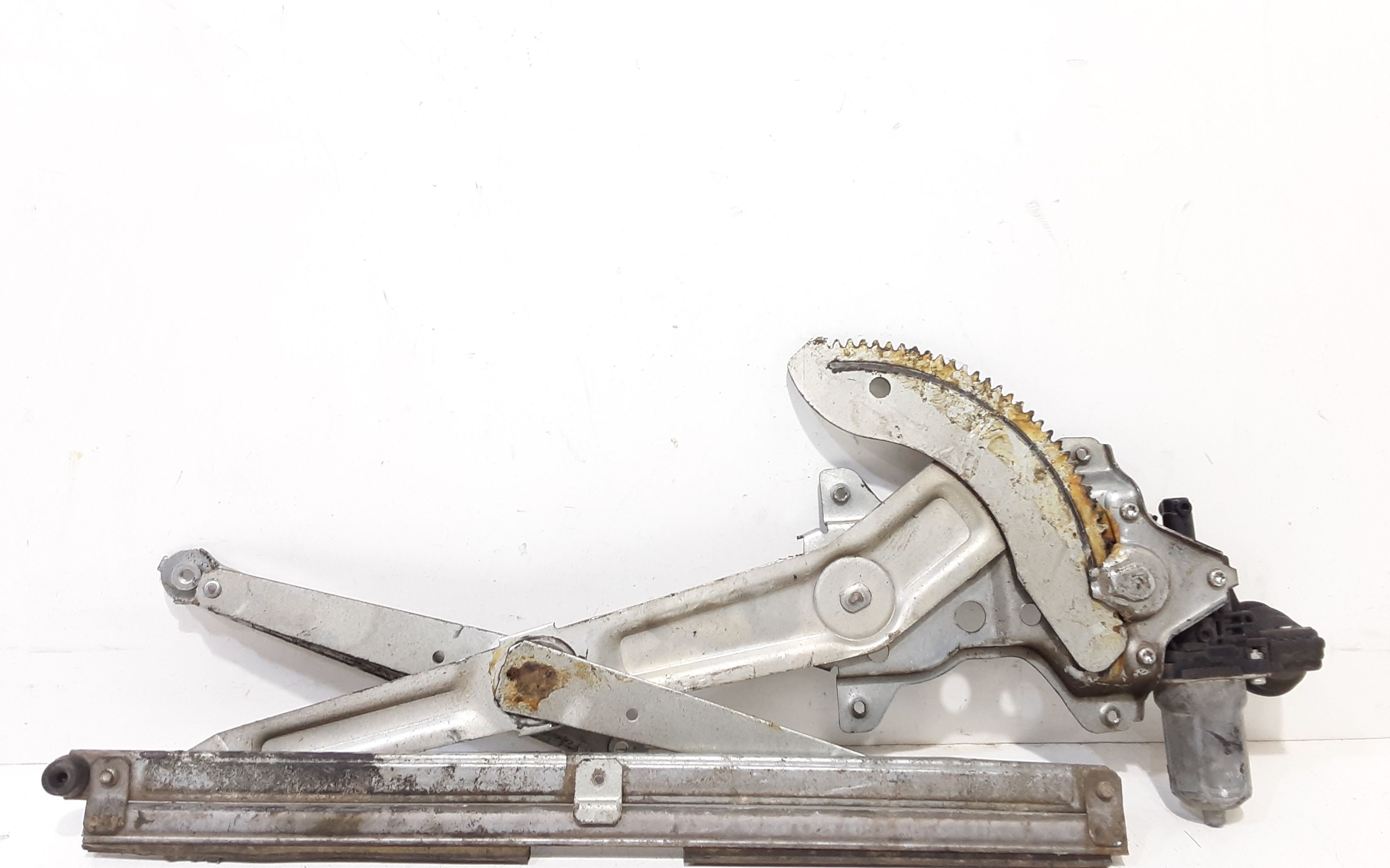 Alzacristallo Porta Ant. Sinistro 8344062J00000 Usato