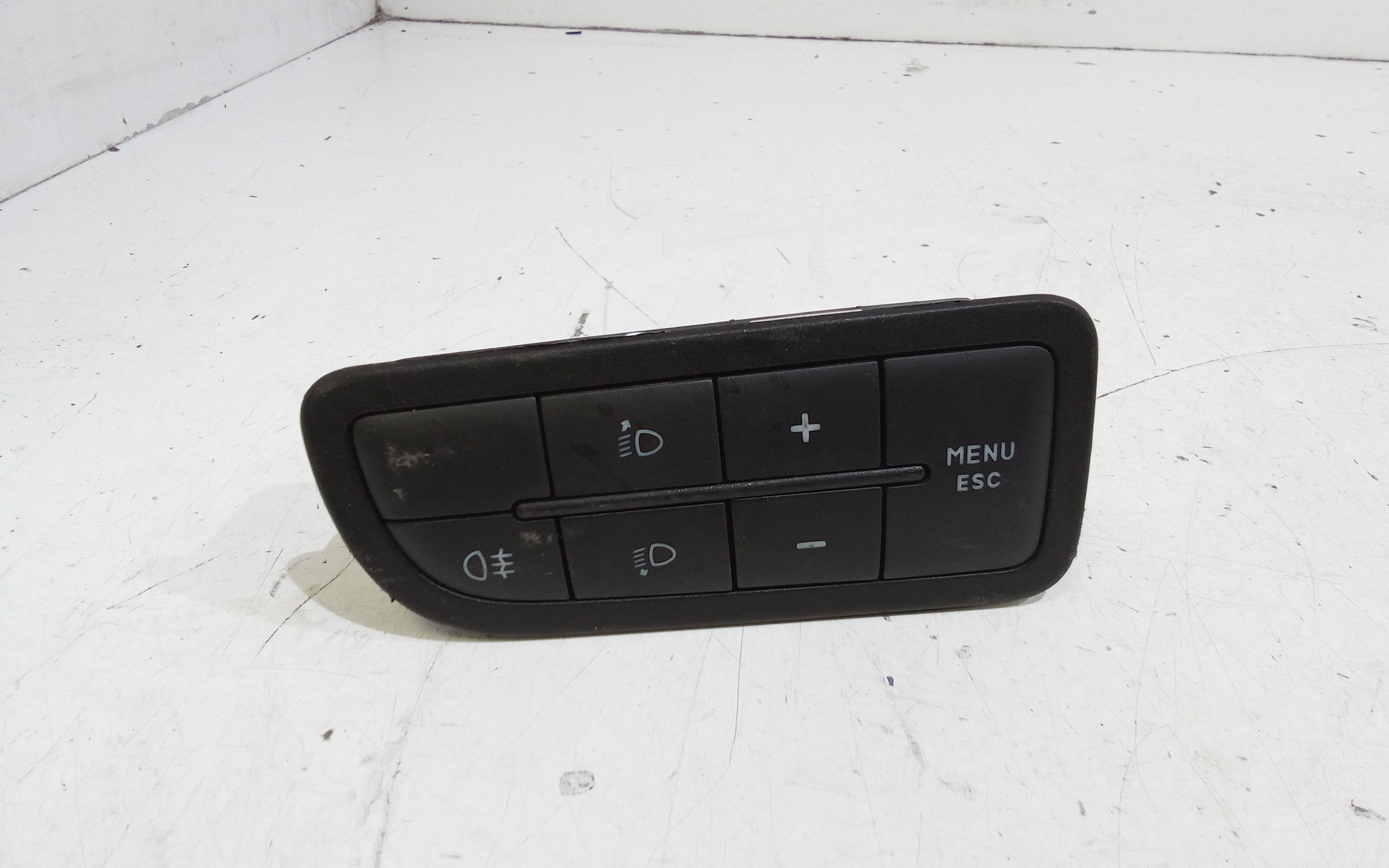 Interruttore Blocco Comando Luci 735604108 Usato