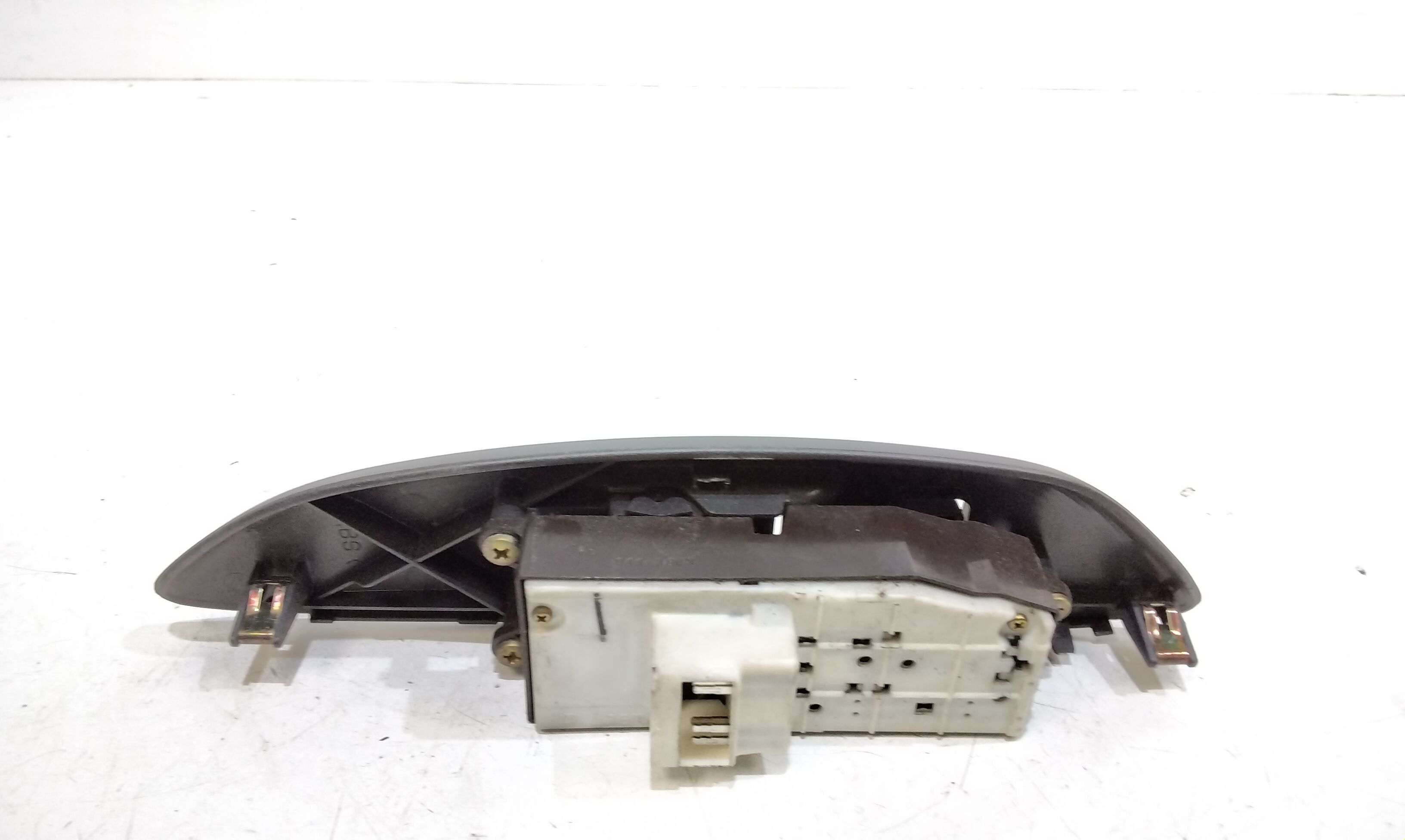 Interruttore Alzacristalli Porta Ant. Sinistro 8482010100 Usato