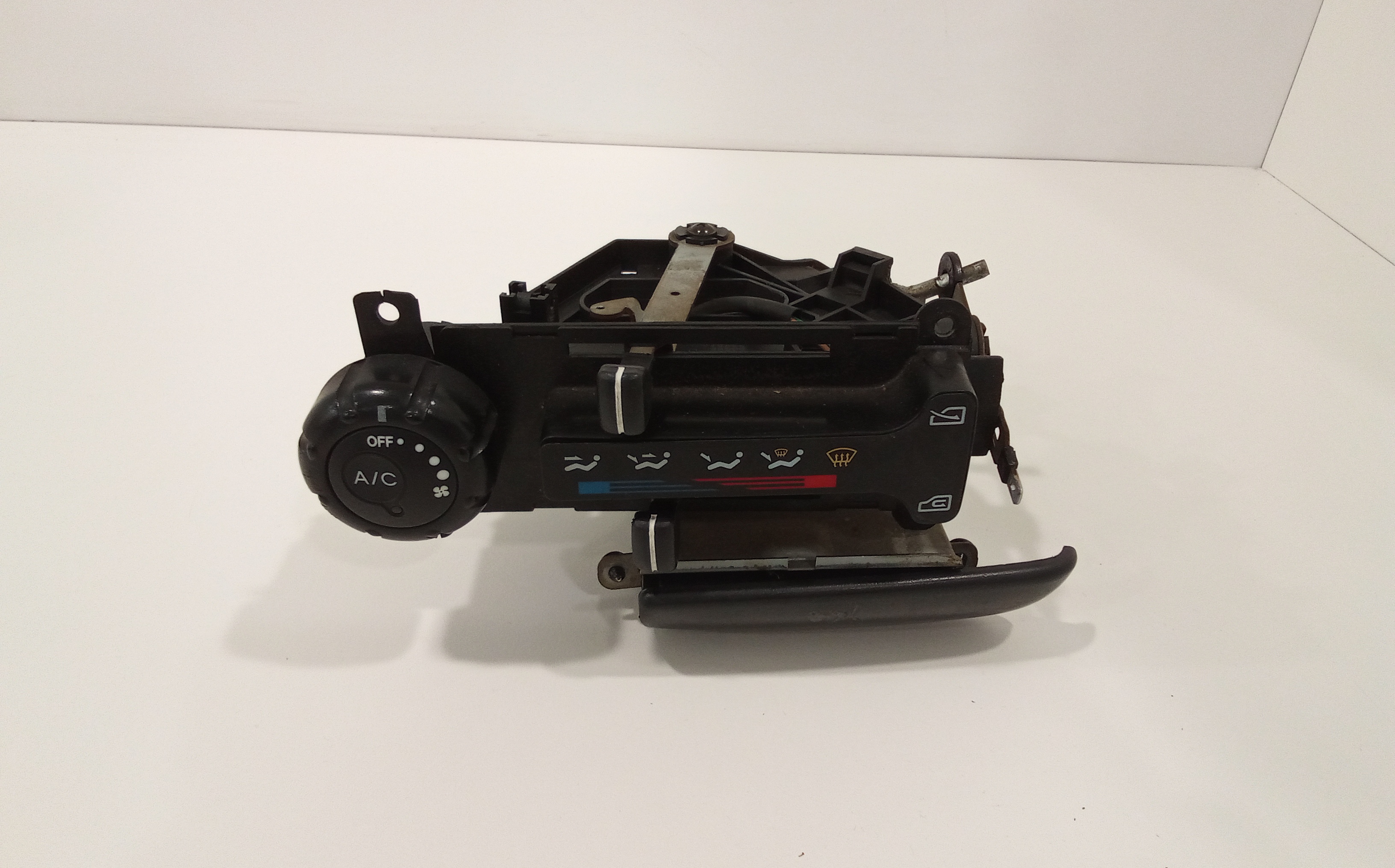 Blocco Comando Climatizzazione 9725002250 Usato