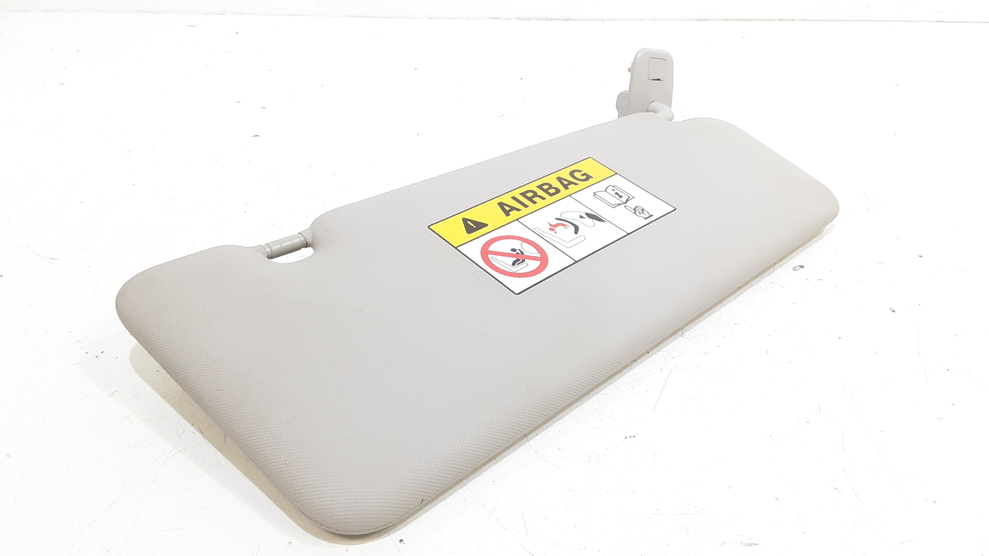 Aletta Parasole Parabrezza Destro 964003555R Usato