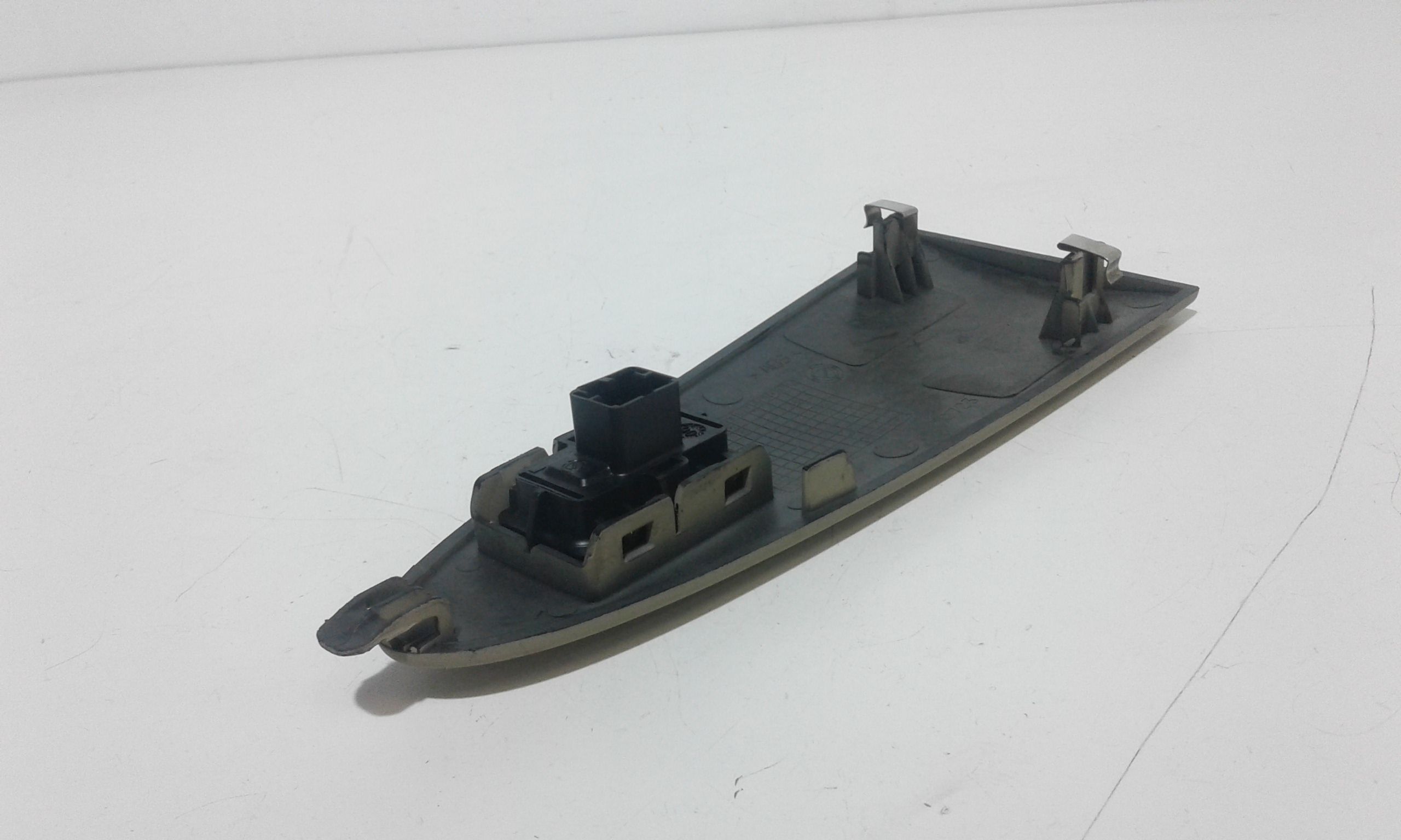 Interruttore Alzacristalli Porta Ant. Destro 735398866 Usato