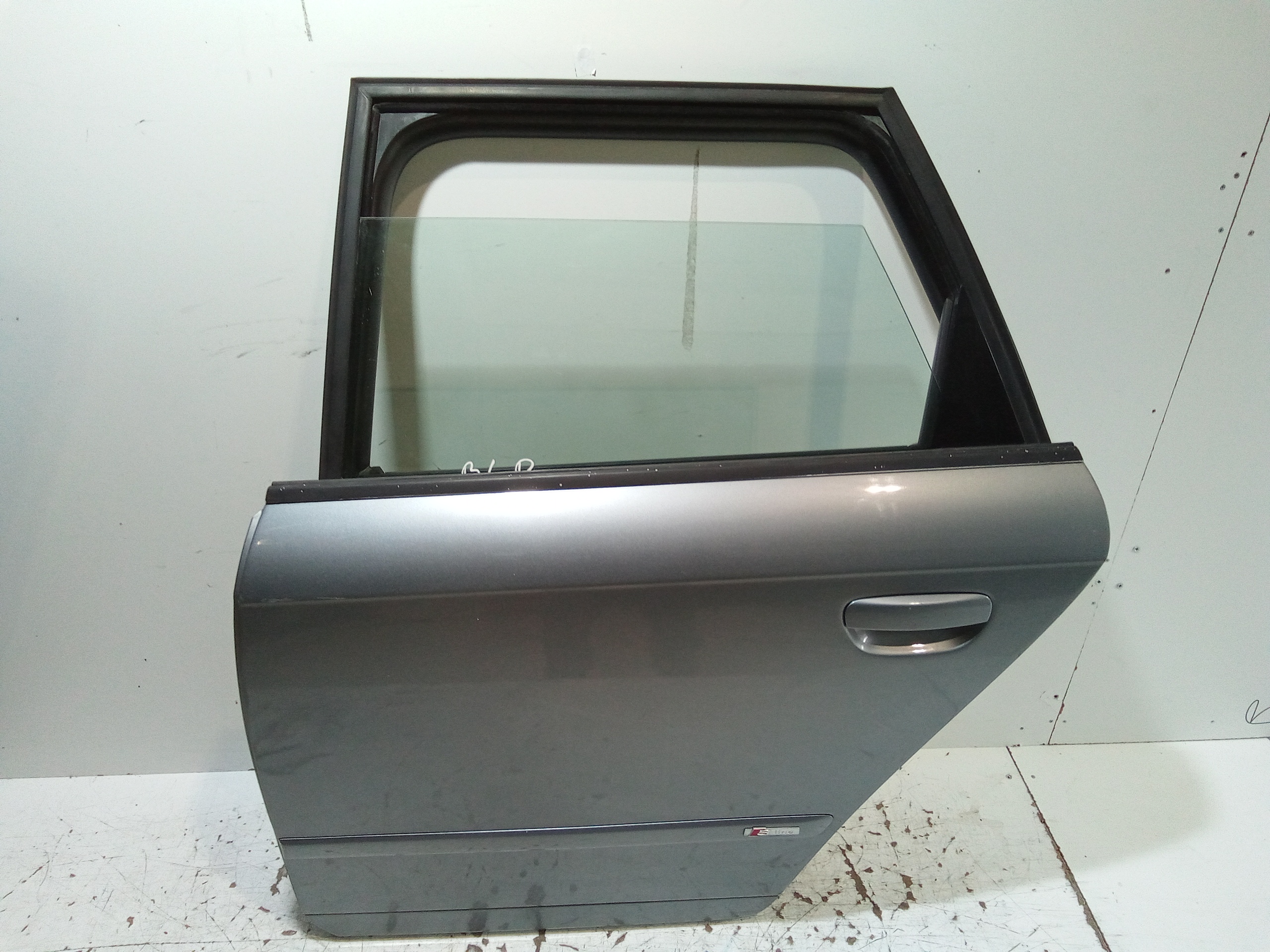 Porta Post. Sinistro 8E0833051J Usato