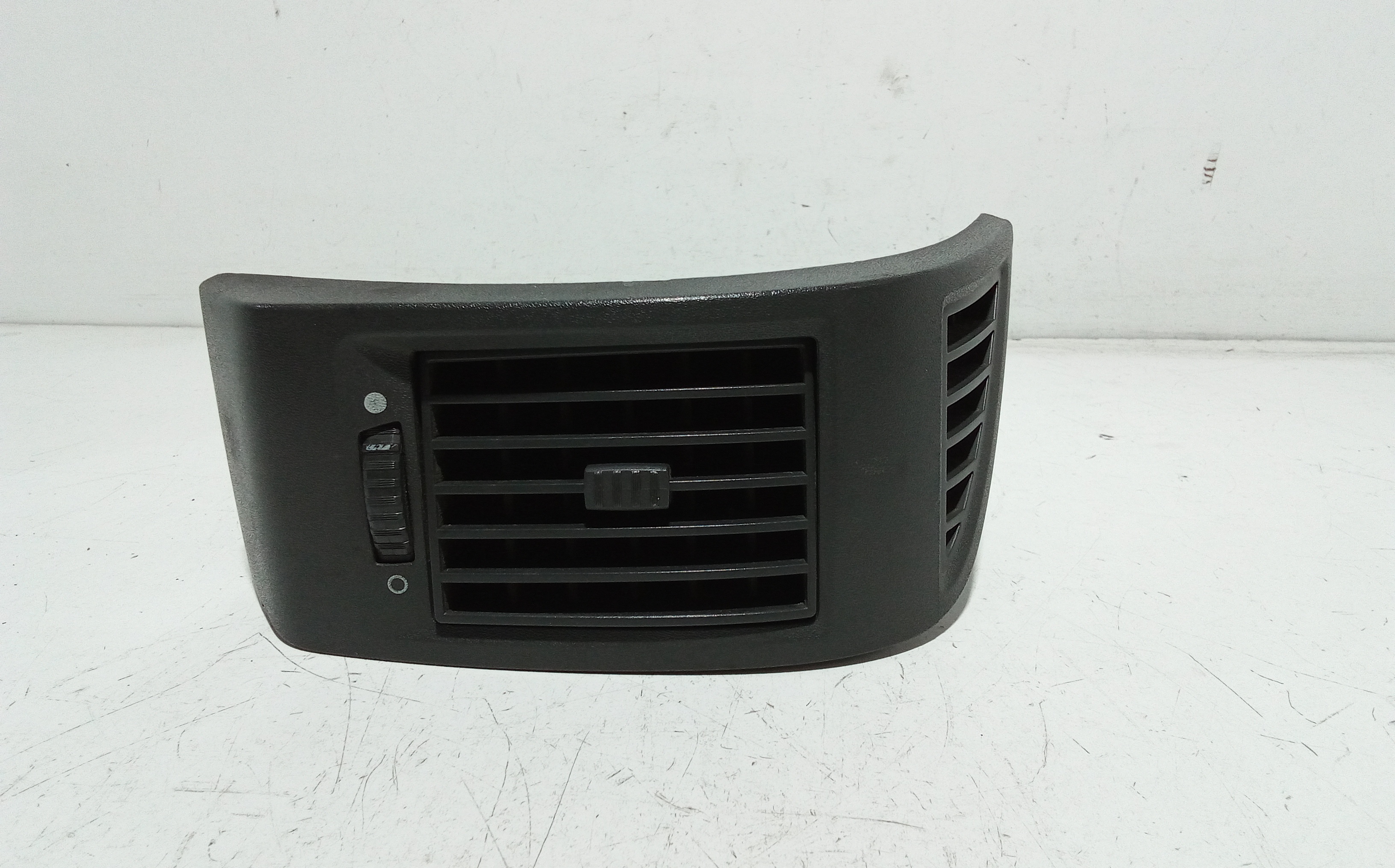 Condotto Aria Bocchette Lat. Cruscotto Destro 1342073080 Usato