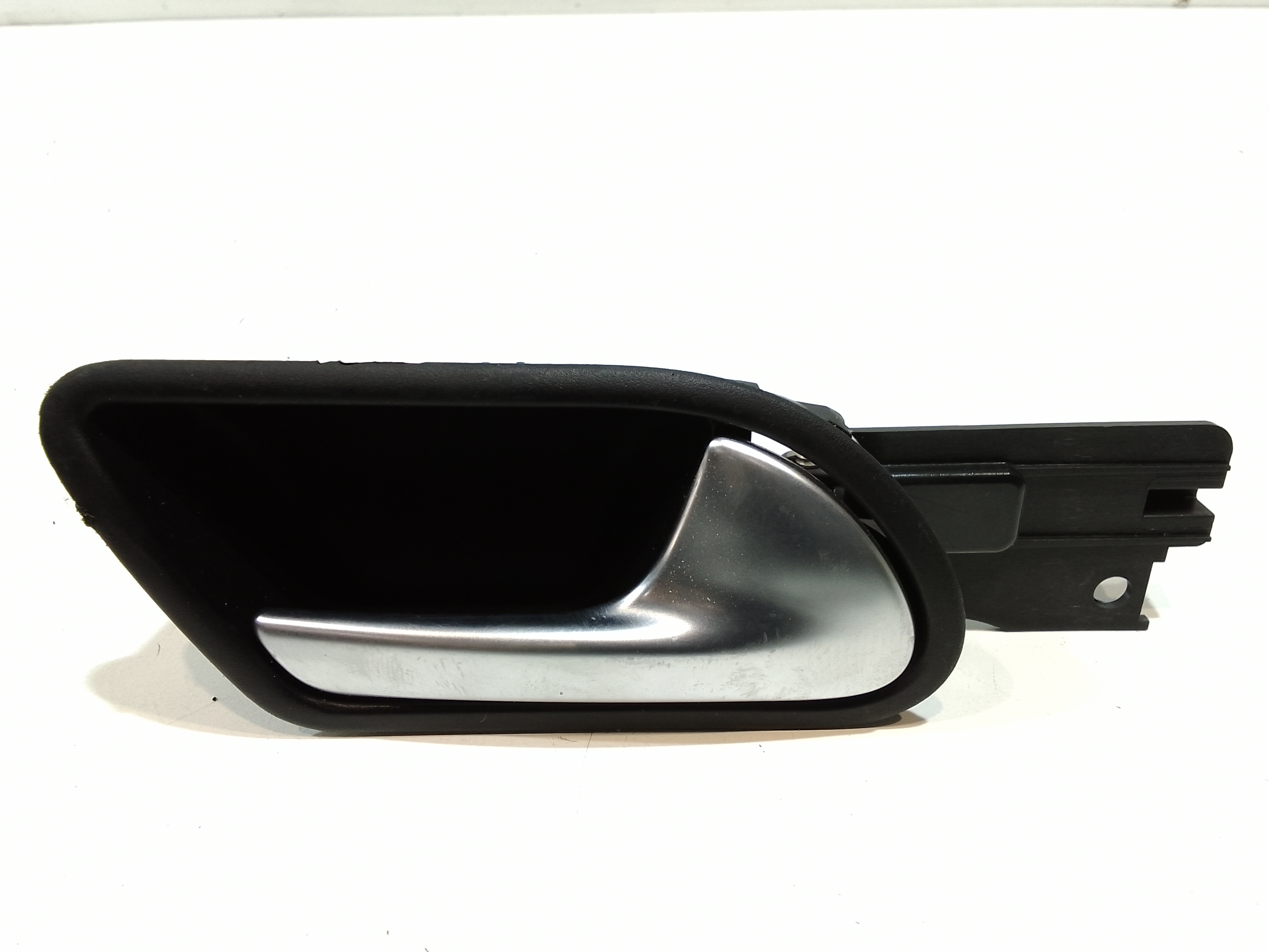 Maniglia Int. Apertura Porta Ant. Destro Usato