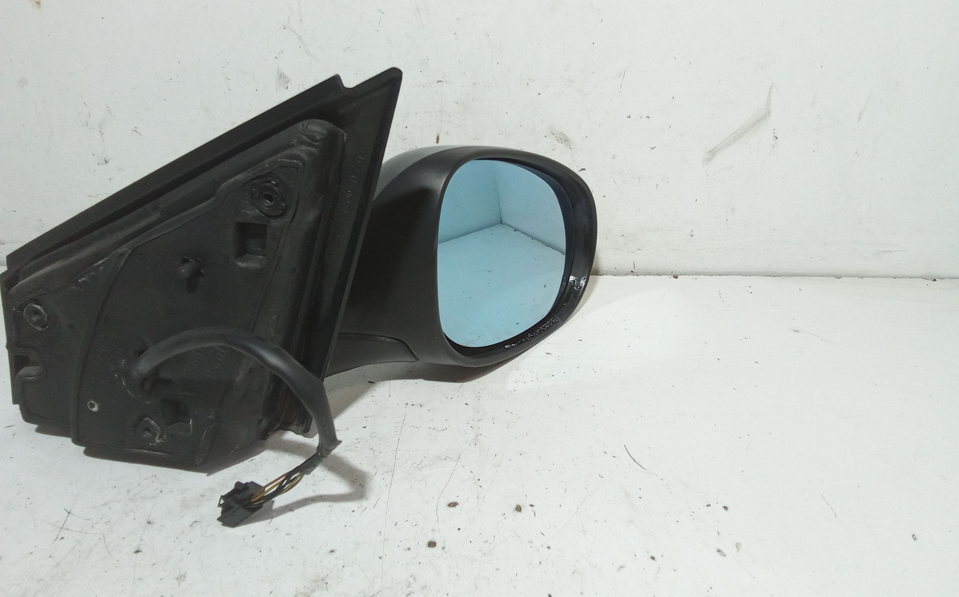 Retrovisore Est. Destro Usato