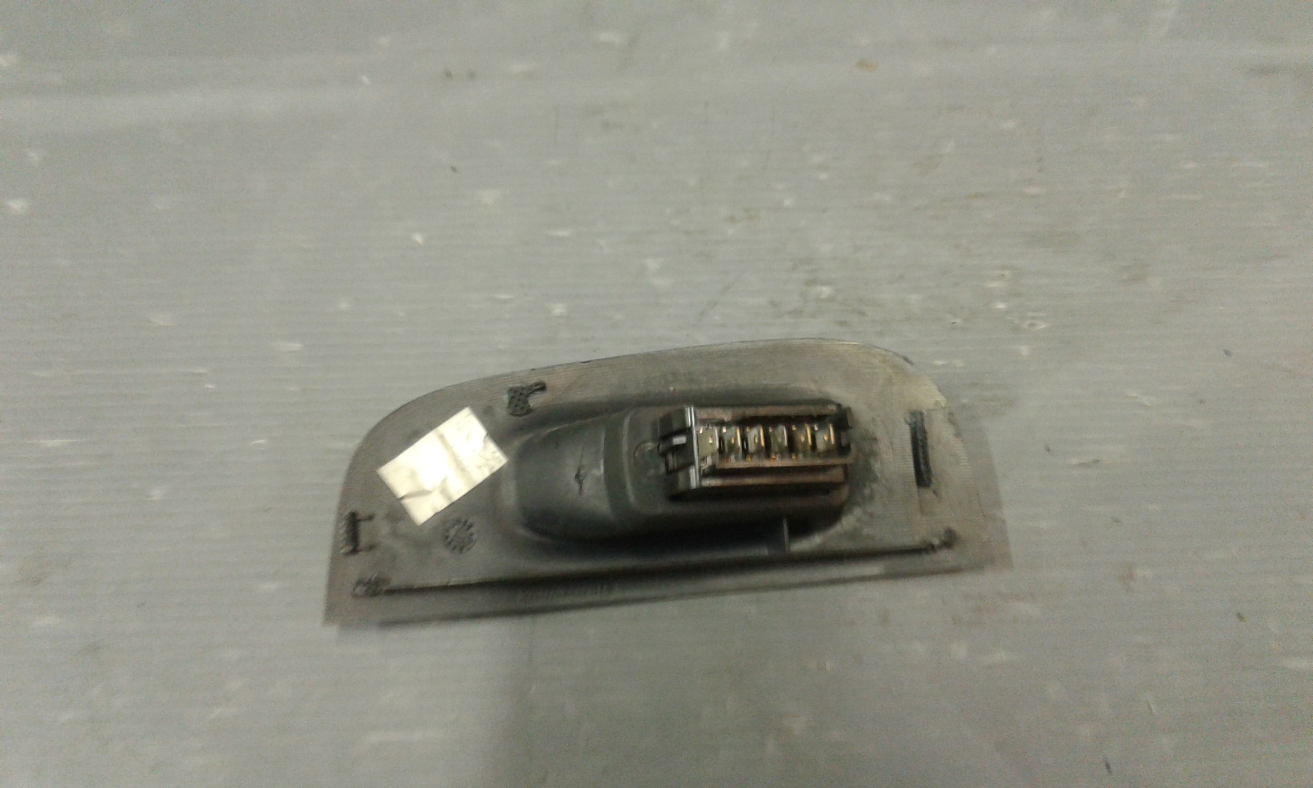 Interruttore Alzacristalli Porta Ant. Destro Usato