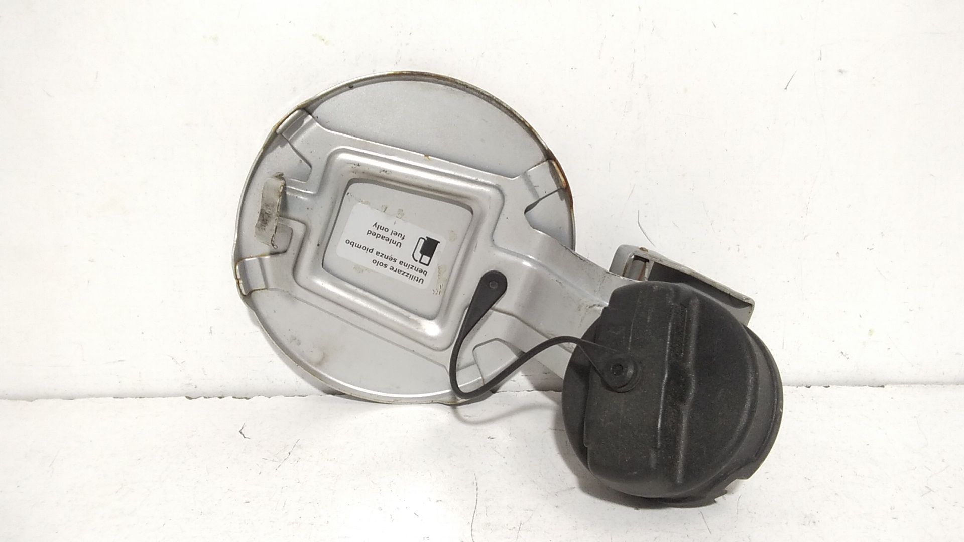 Sportello Carburante D06142410 Usato