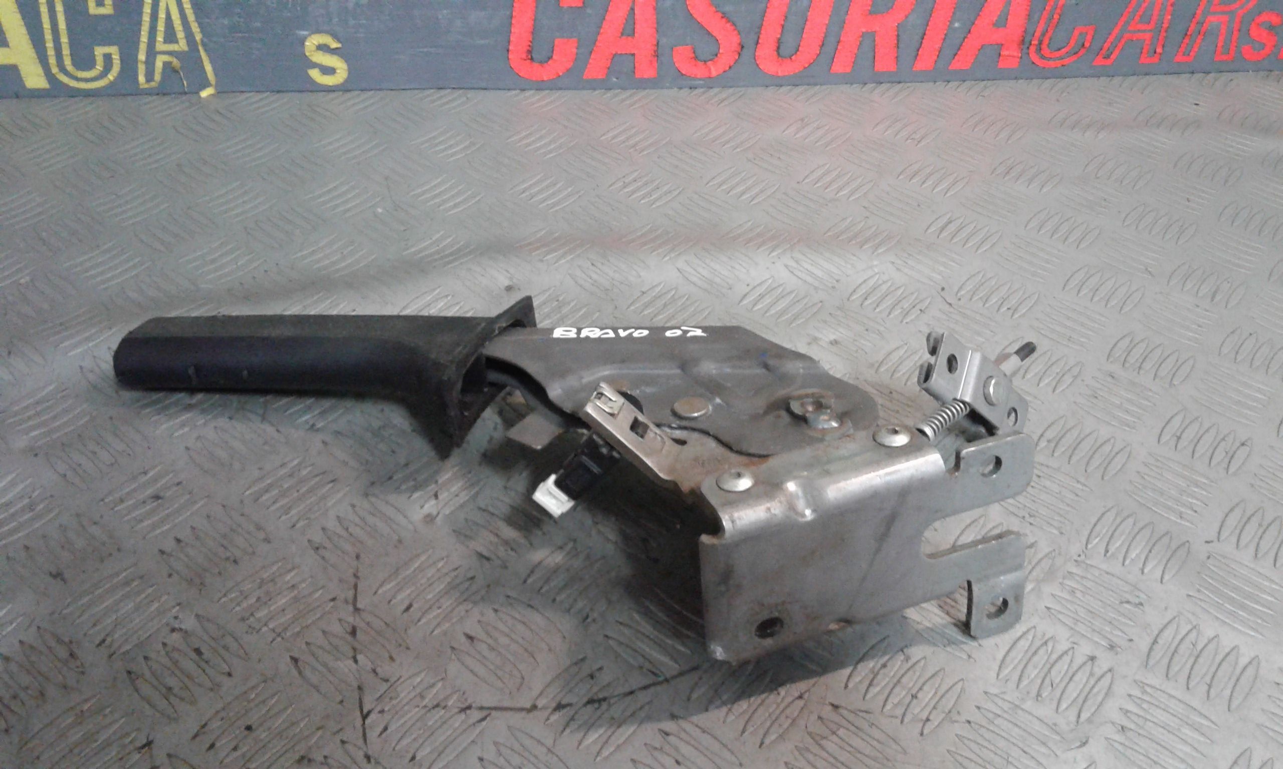 Leva Freno Stazionamento 735450556 Usato