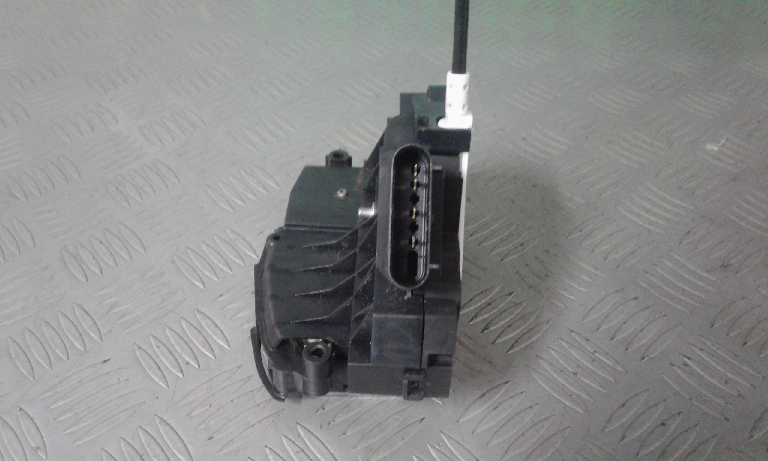 Serratura Porta Ant. Destro 2048282 Usato