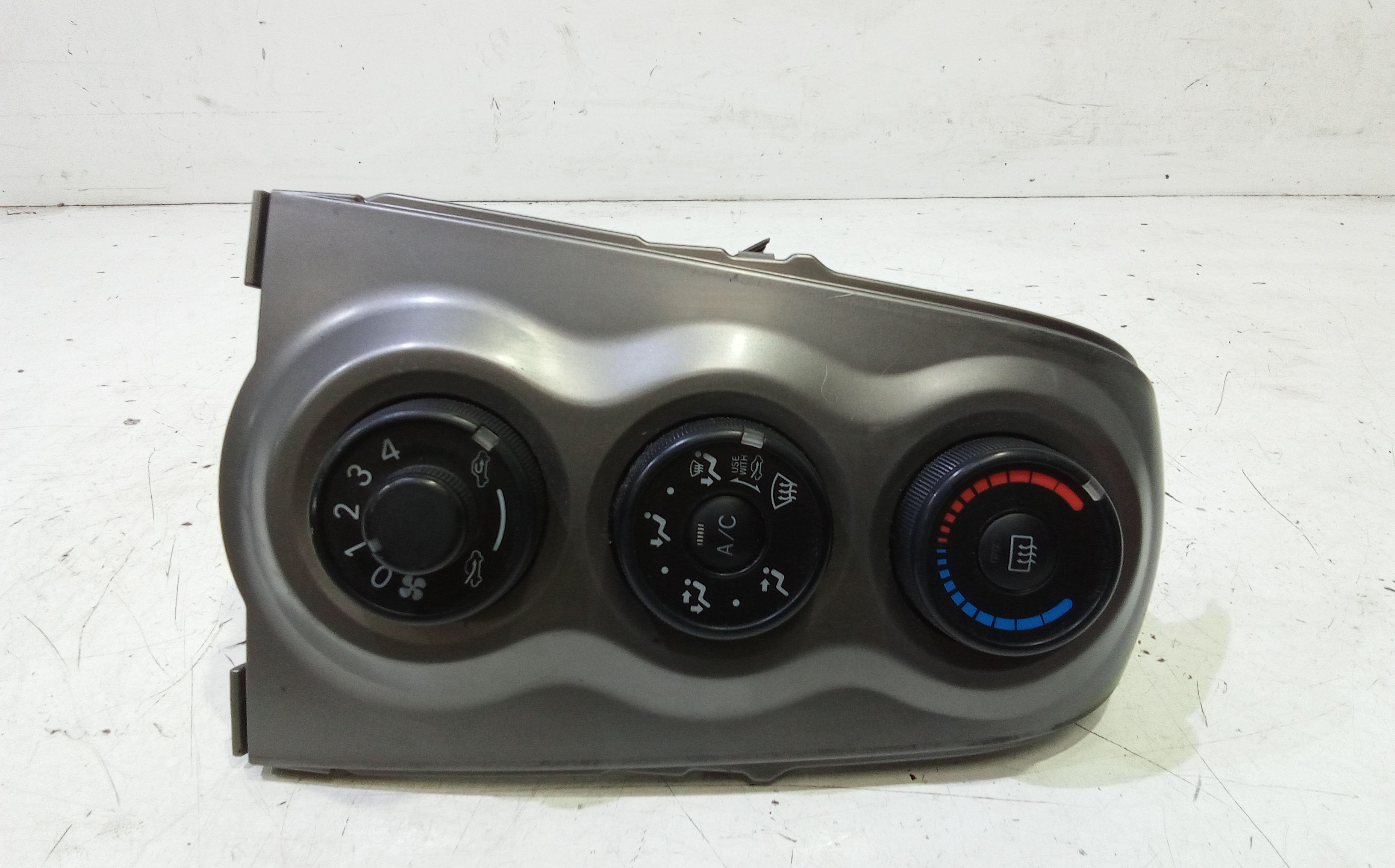 Blocco Comando Climatizzazione 5590052490B0 Usato