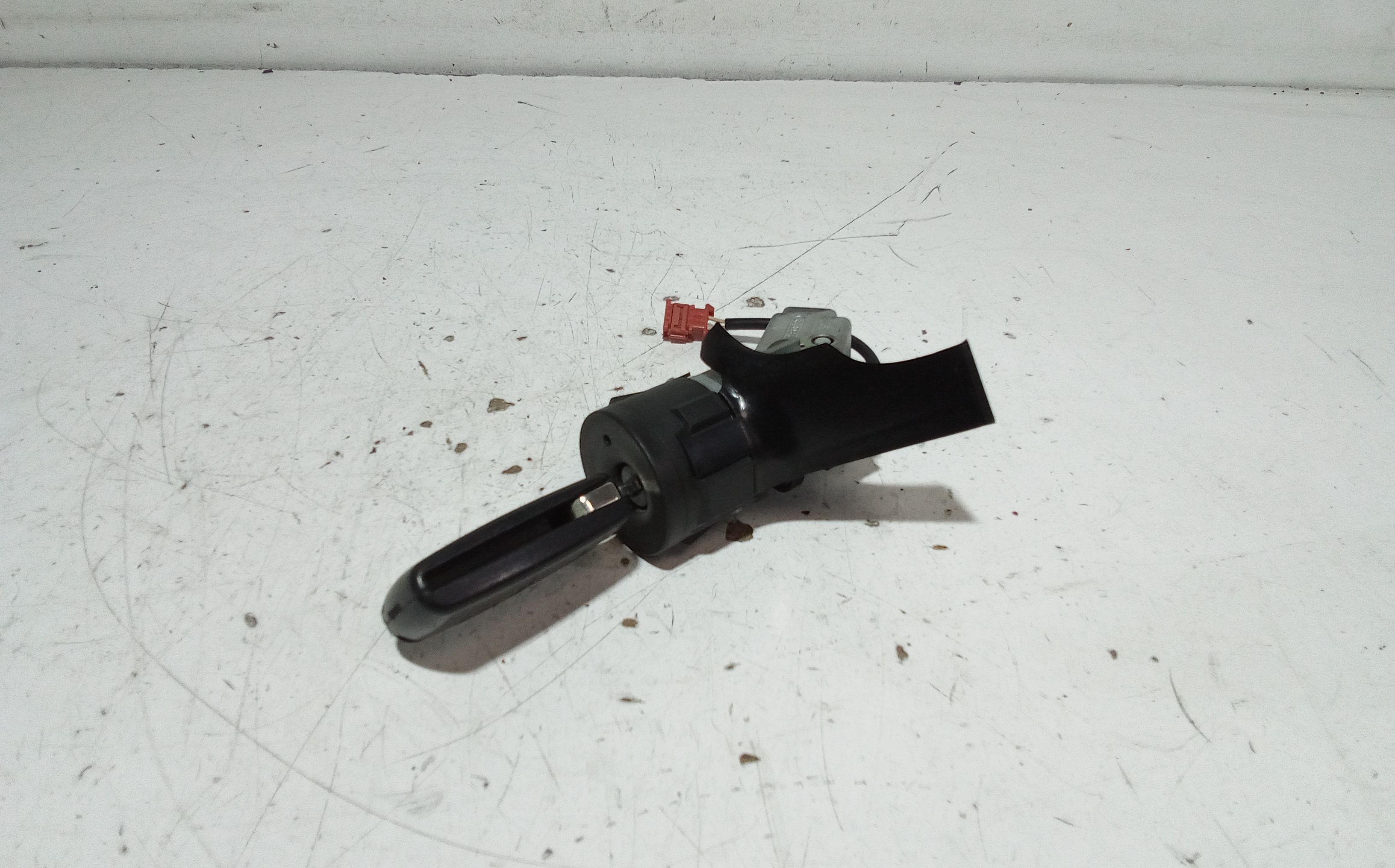 Commutatore Avviamento Con Cilindretti Serrature Usato