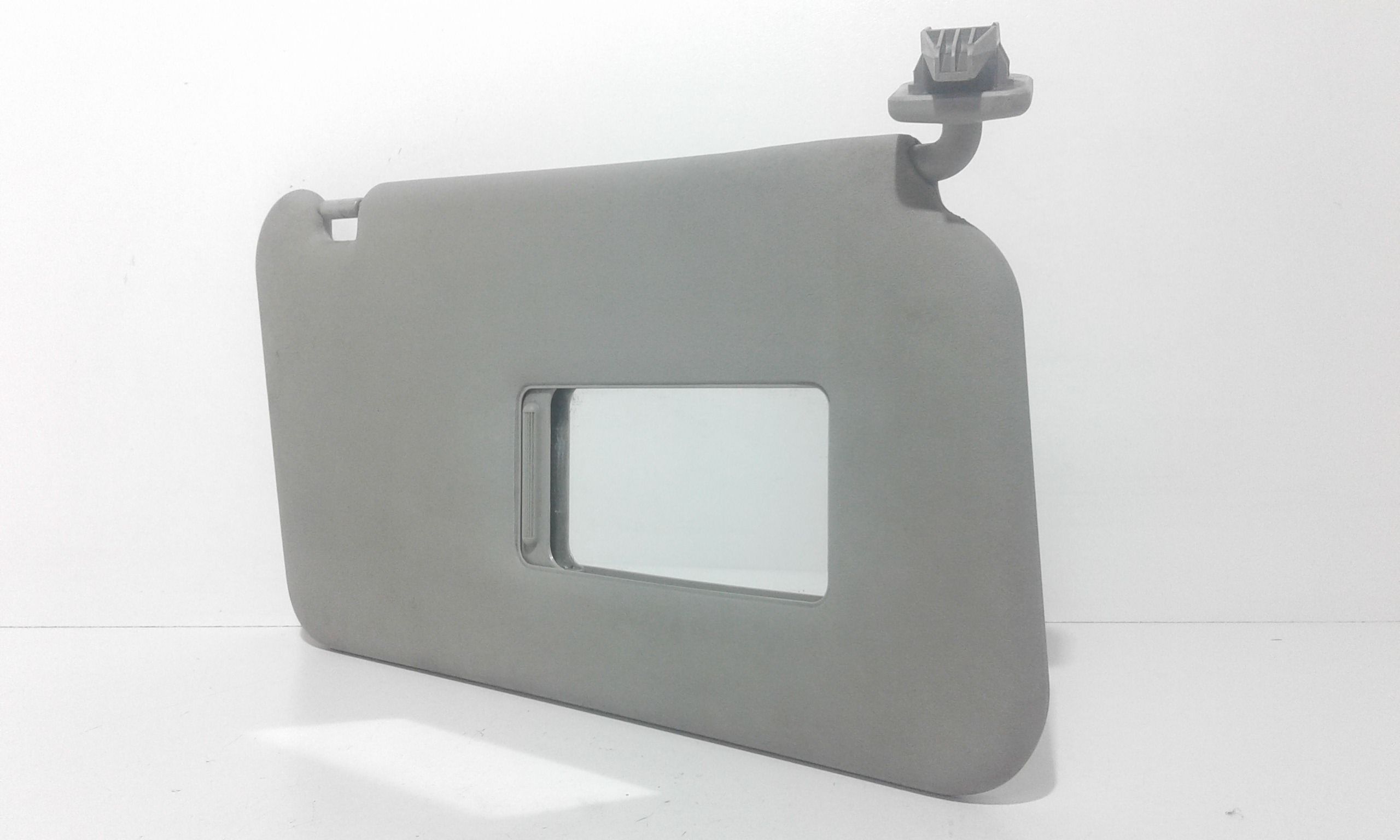 Aletta Parasole Parabrezza Destro 8480162J426GS Usato