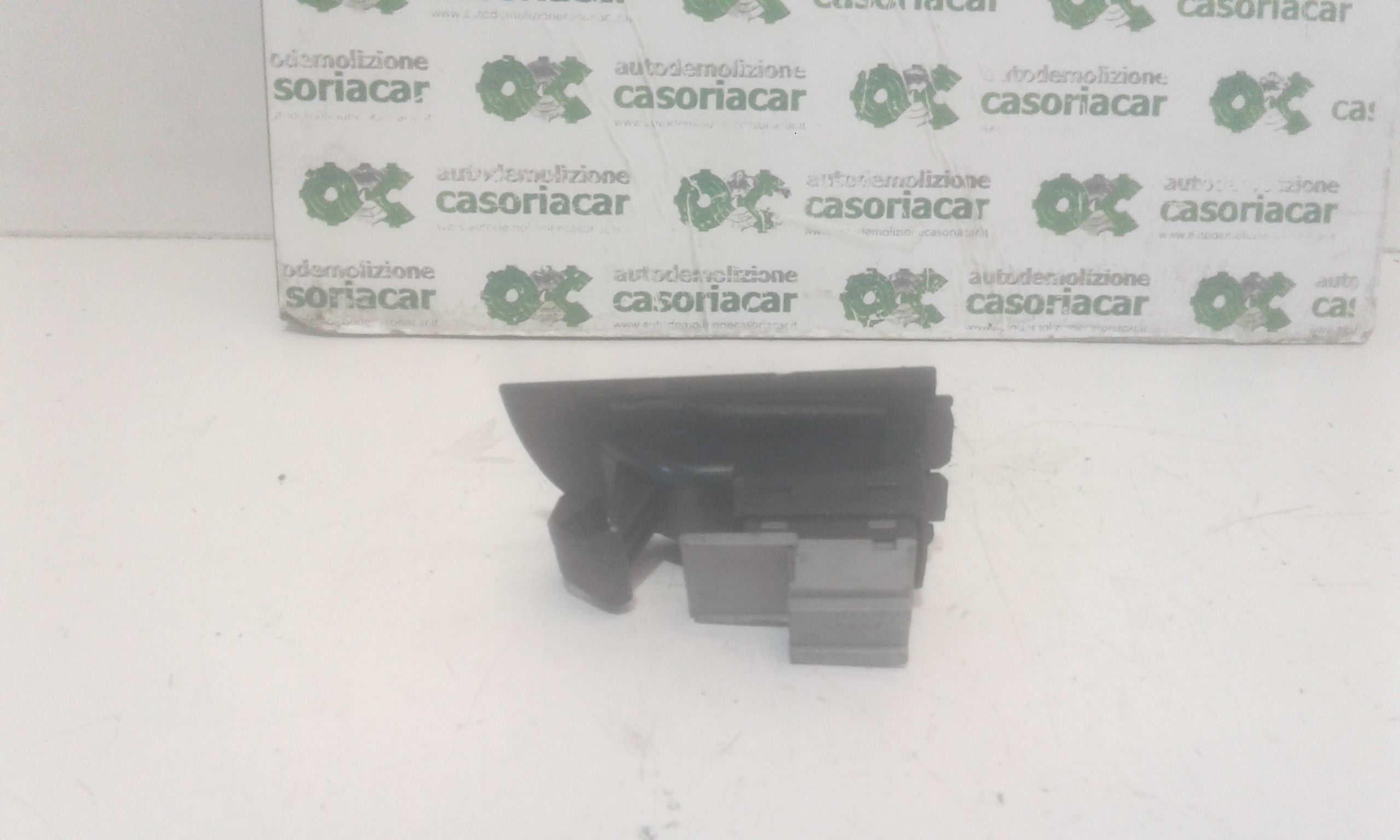 Interruttore Alzacristalli Porta Post. Sinistro Usato