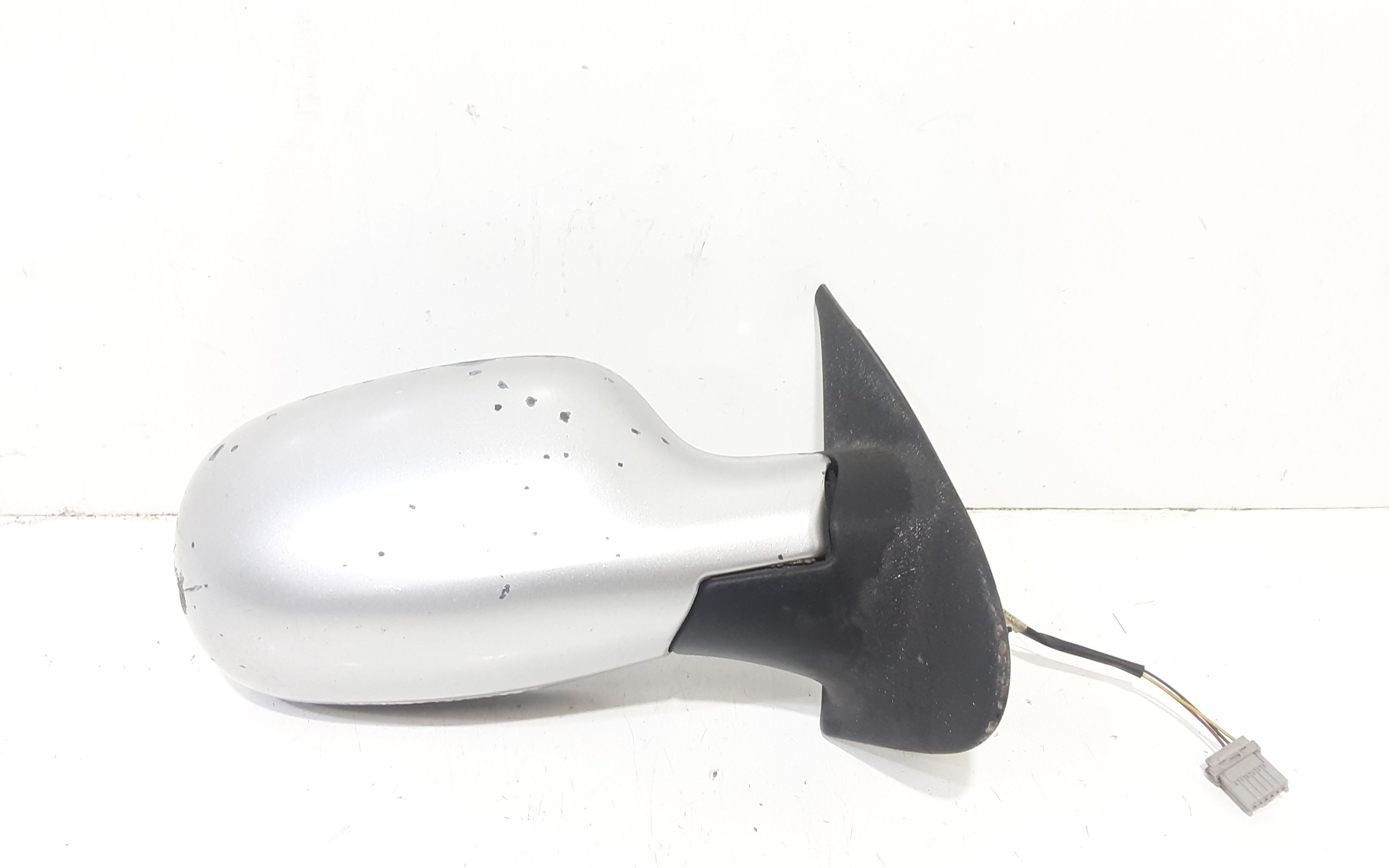 Retrovisore Est. Destro Usato