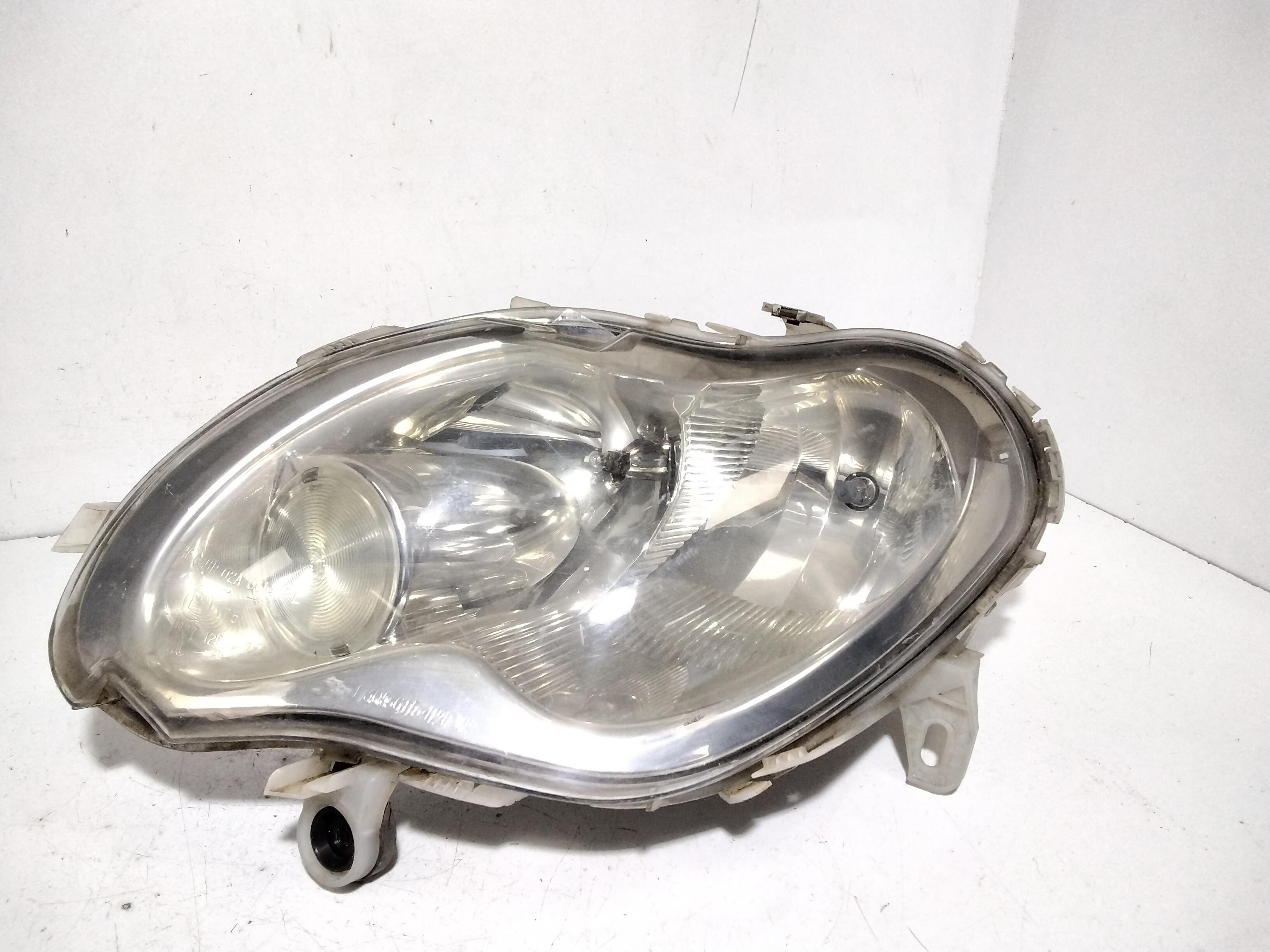 Proiettore Sinistro Q0013464V003000000 Usato